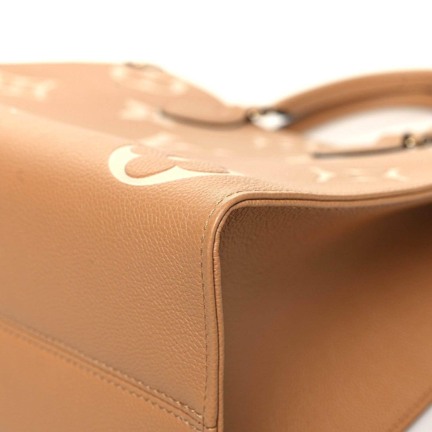 Louis Vuitton Empreinte Monogram Giant Onthego MM Arizona Creme 10 of 10