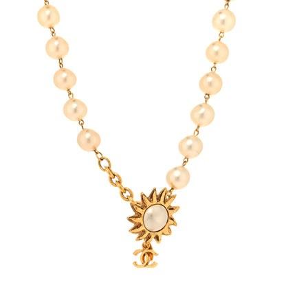Chanel Pearl Flower CC Necklace Gold 1 of 5