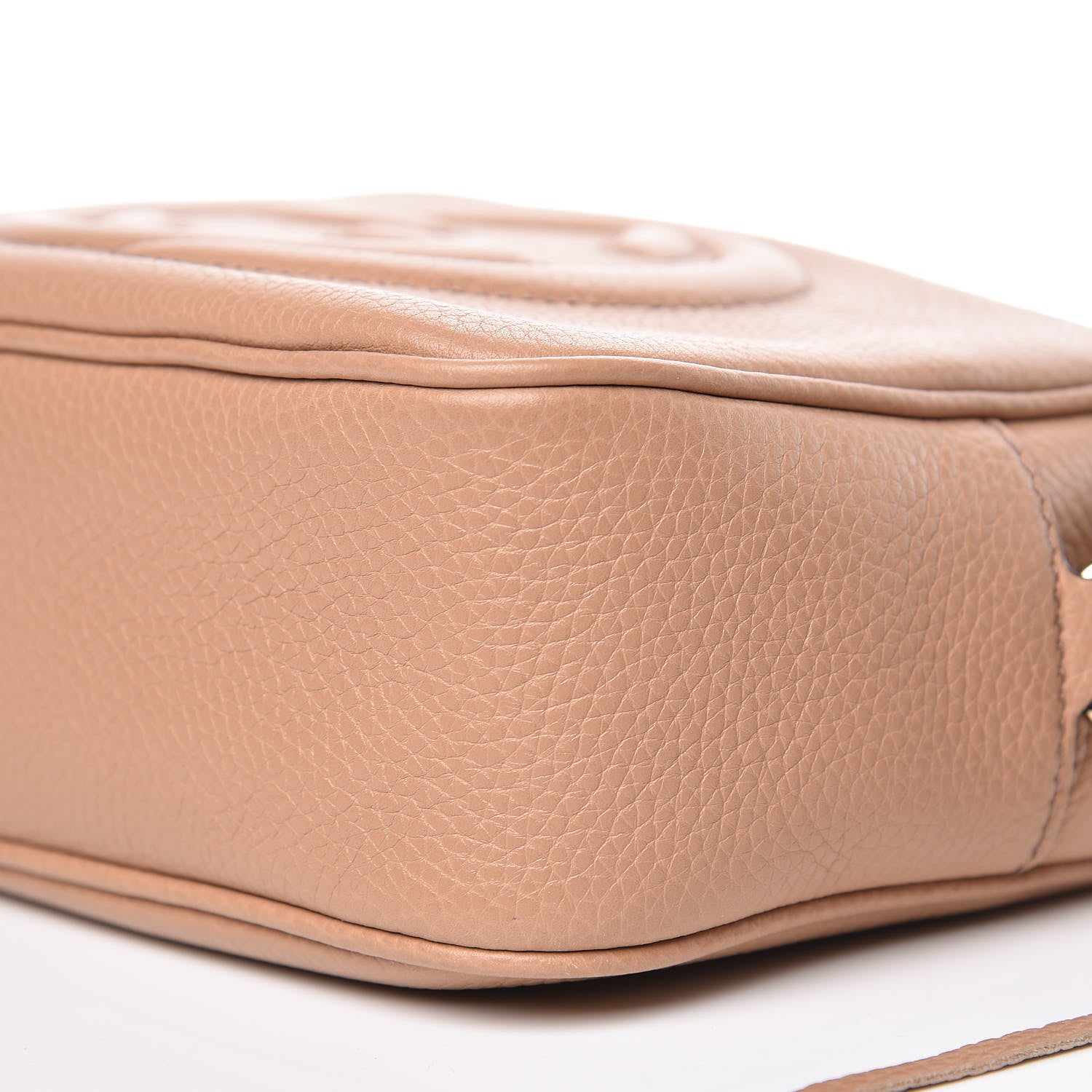 Gucci Pebbled Calfskin Small Soho Disco Bag Camelia 6 of 9