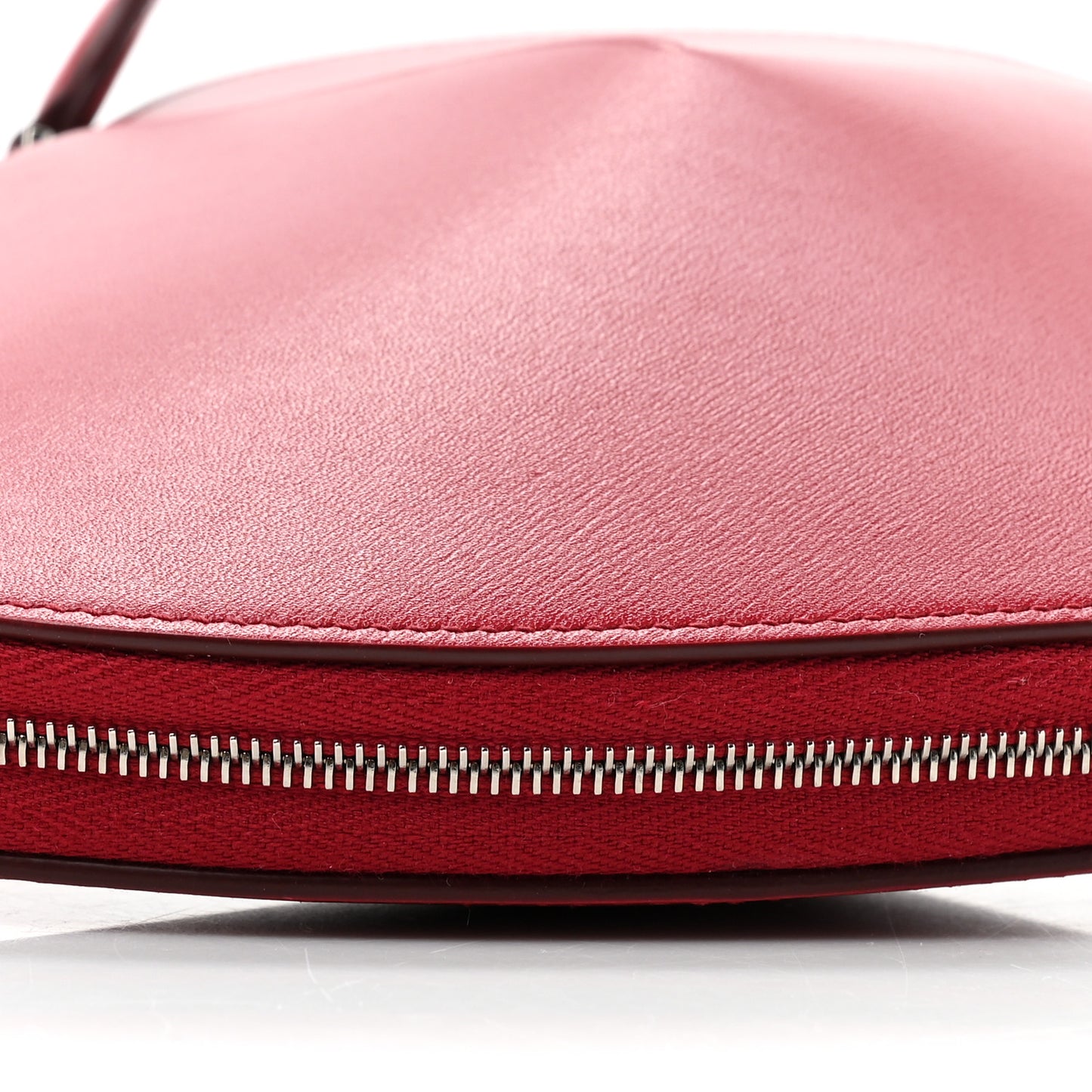 Lux Calfskin Le Coeur Bag Lacquer Red