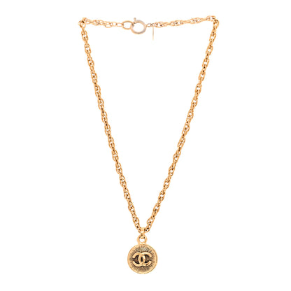Chanel CC Pendant Necklace Gold 3 of 7