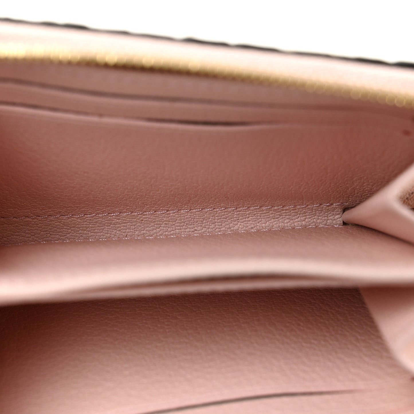 Alligator Zippy Coin Purse Pearl