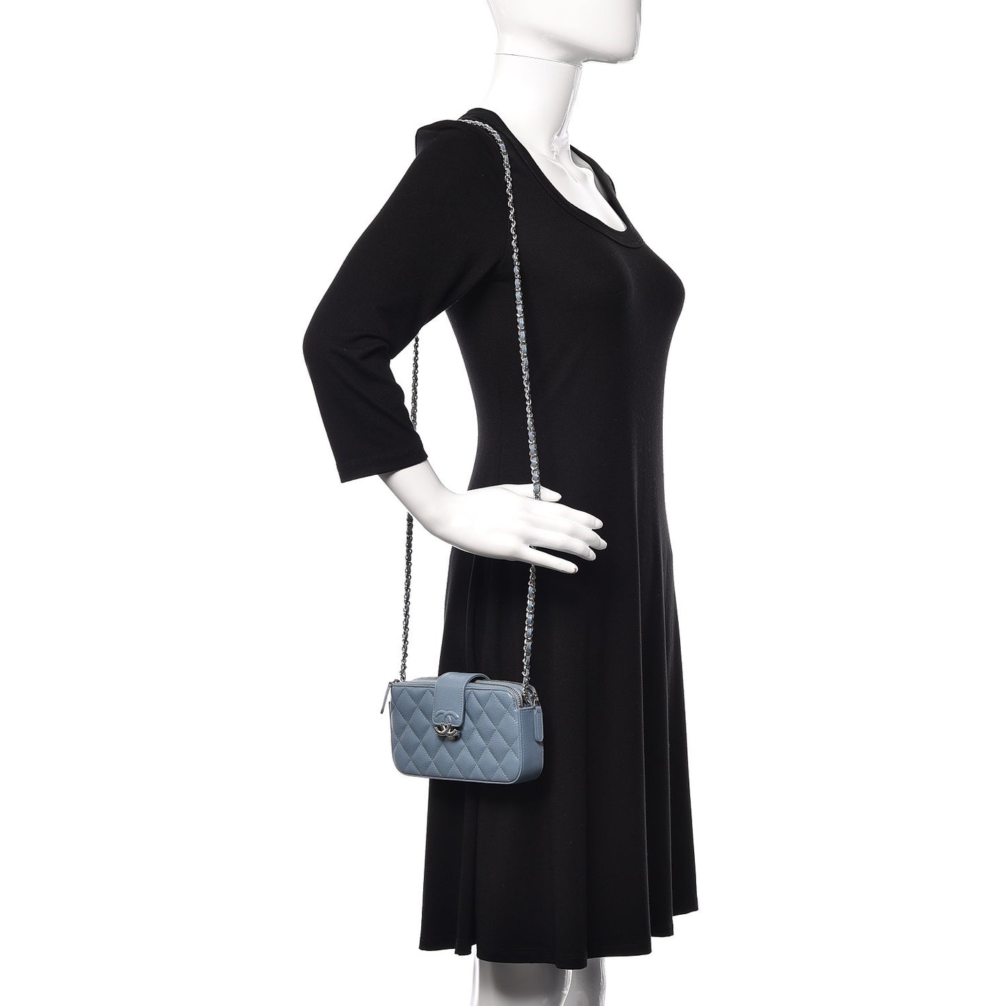 Caviar Quilted CC Box Clutch With Chain Blue