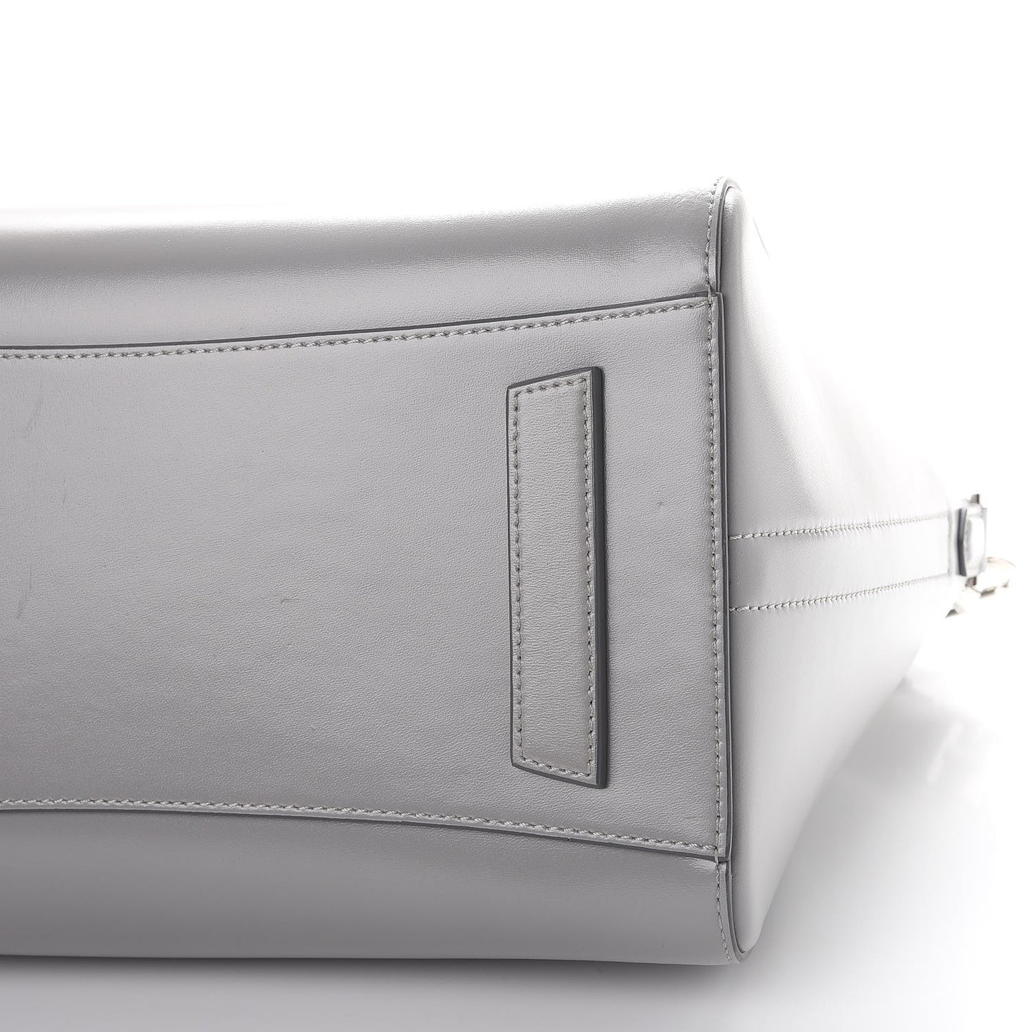 Shiny Lord Calfskin Medium Antigona Pearl Grey