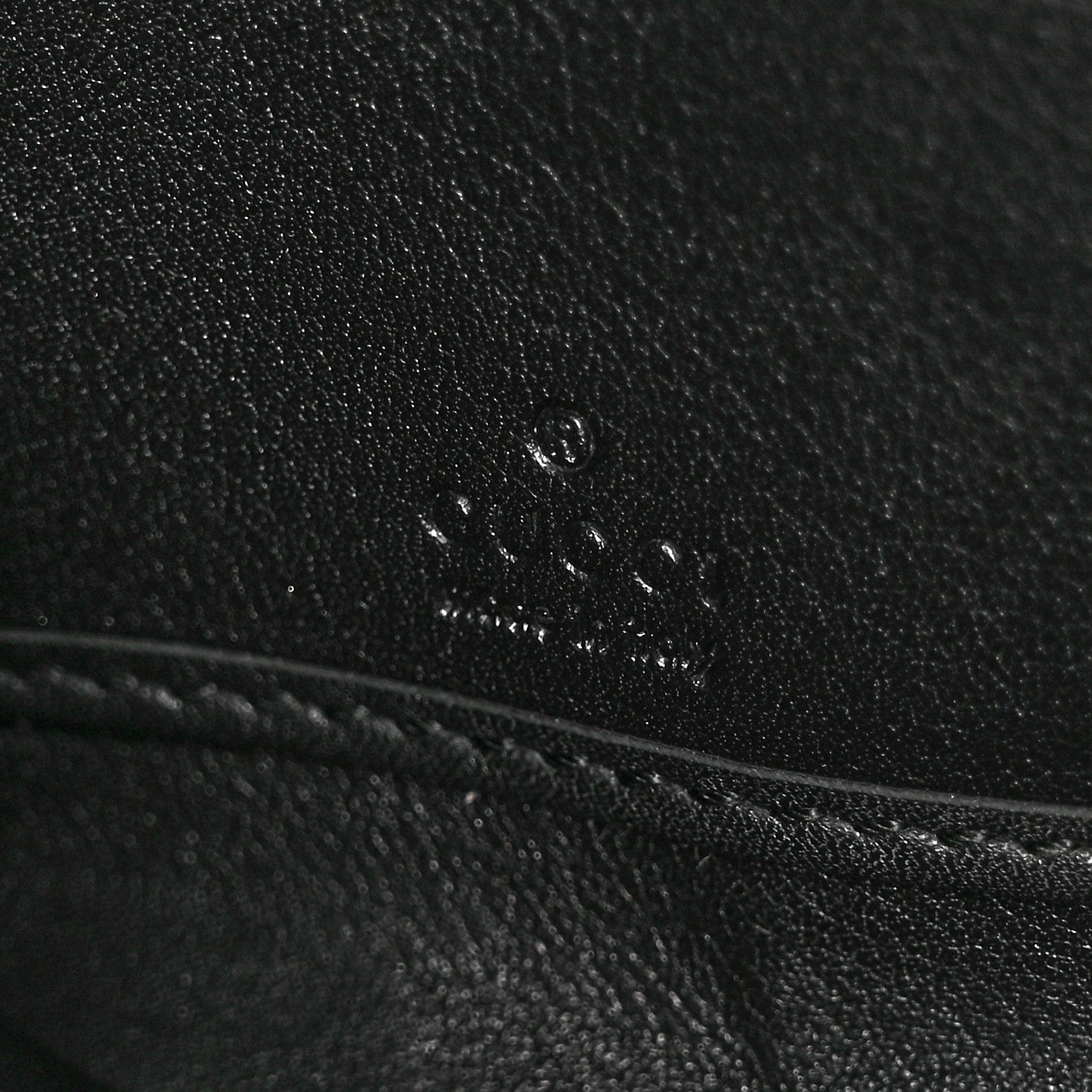 Gucci Guccissima Large Twins Zip Around Wallet Black 6 of 8