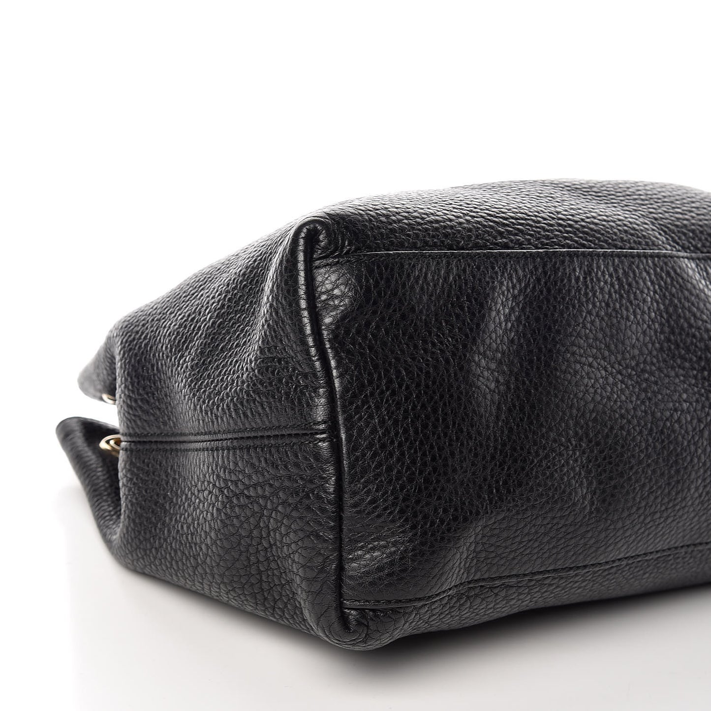 Pebbled Calfskin Medium Soho Chain Shoulder Bag Black