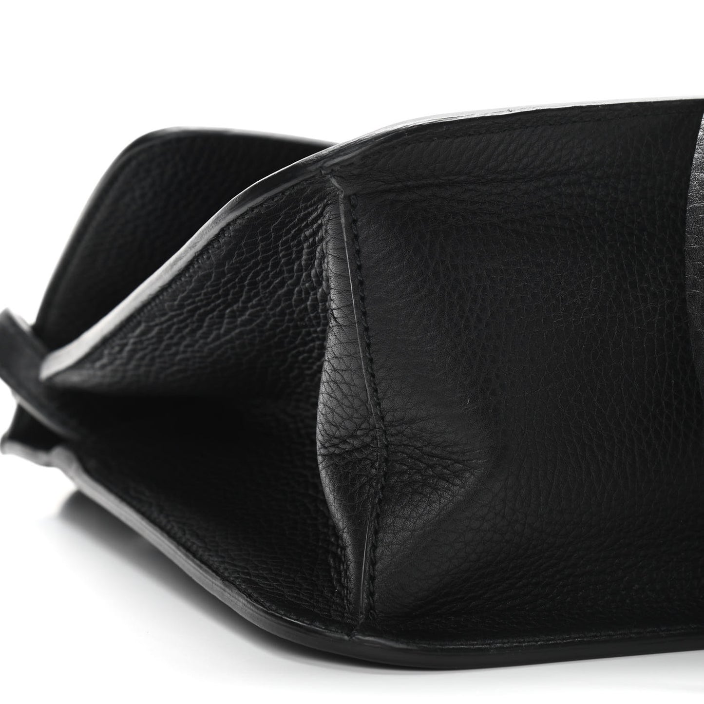 Pebbled Calfskin Medium Bamboo Daily Flap Shoulder Bag Black