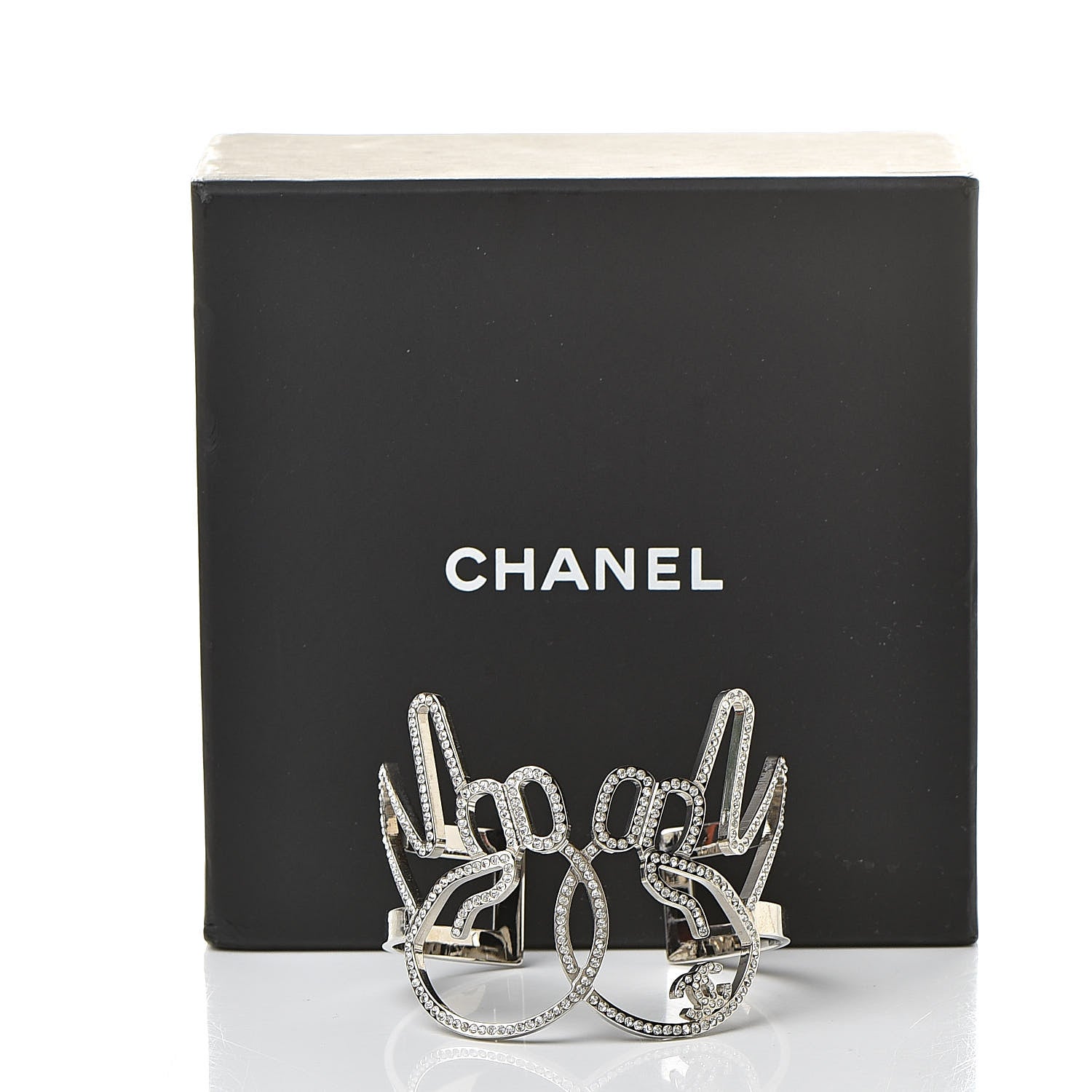 Chanel Crystal Peace Sign Emoji Bangle Bracelet Silver 6 of 6