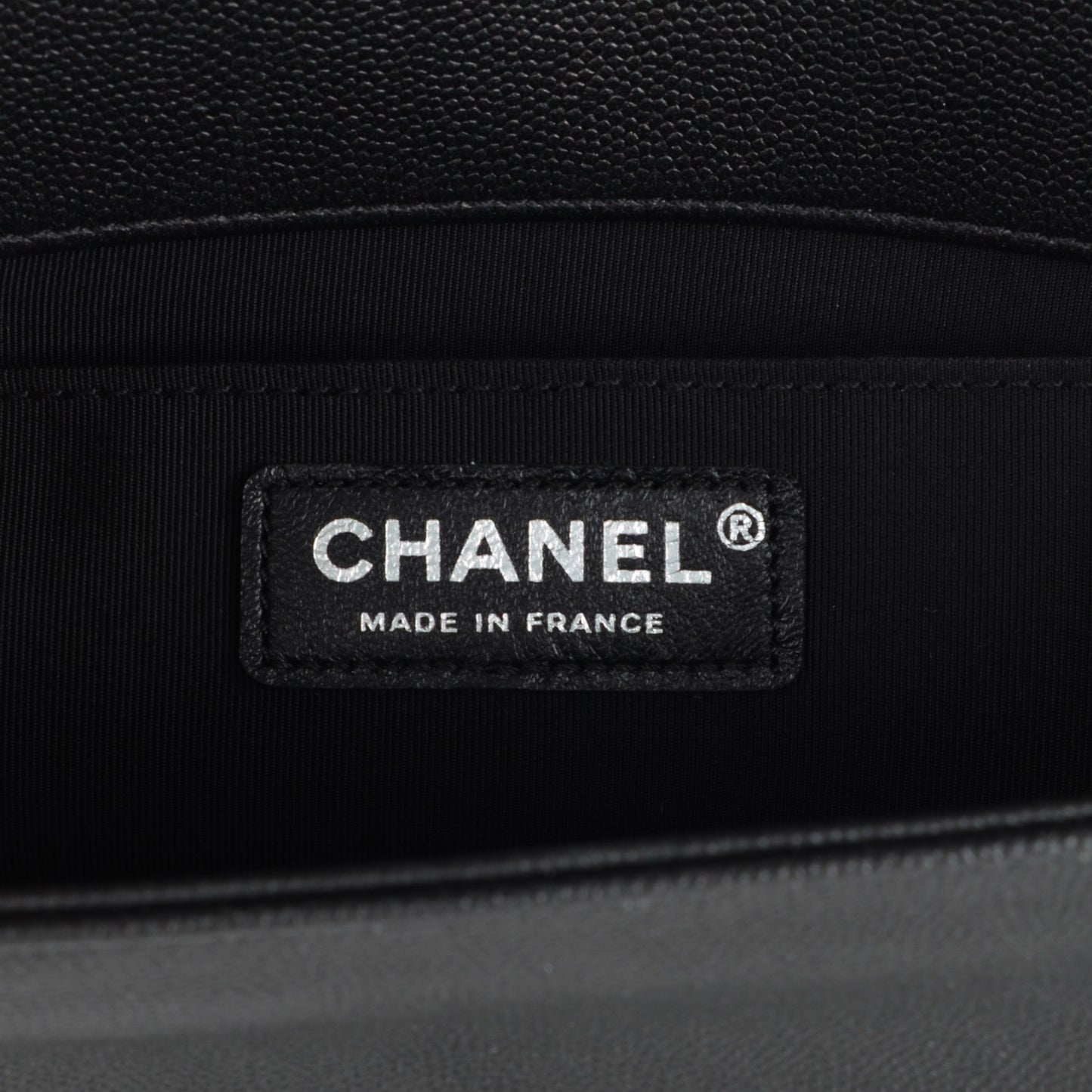 Caviar Quilted Medium Boy Flap So Black