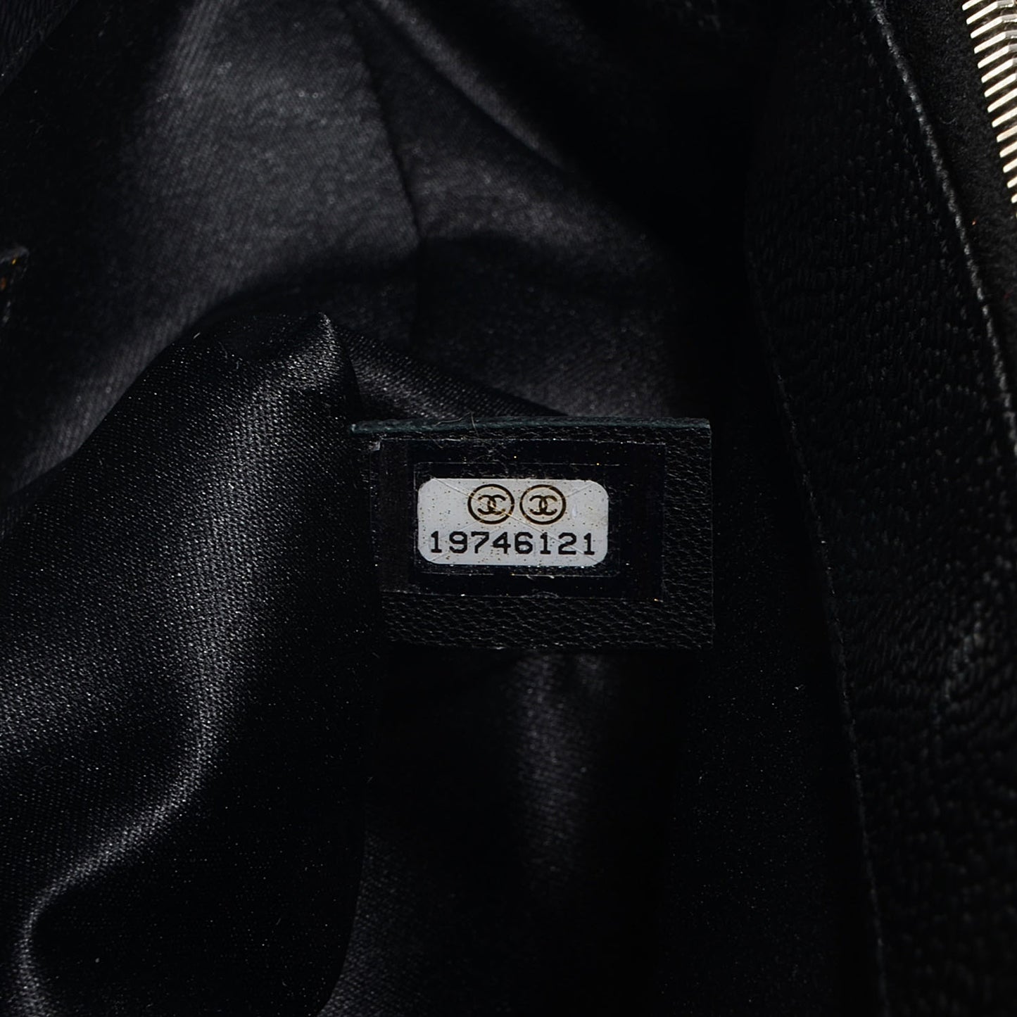 Caviar Grand Shopping Tote GST Black