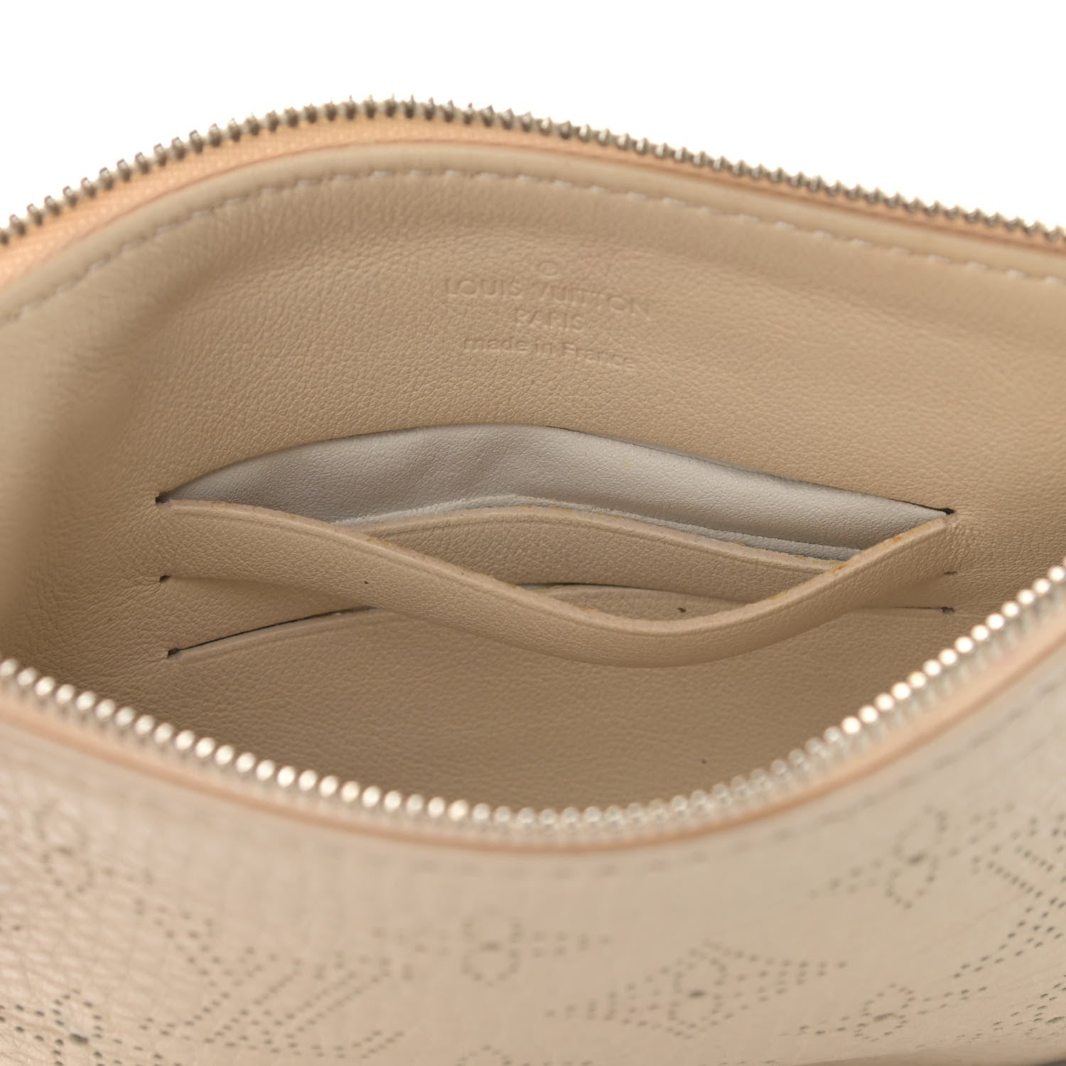 Louis Vuitton Mahina Selene PM Ivory 15 of 21