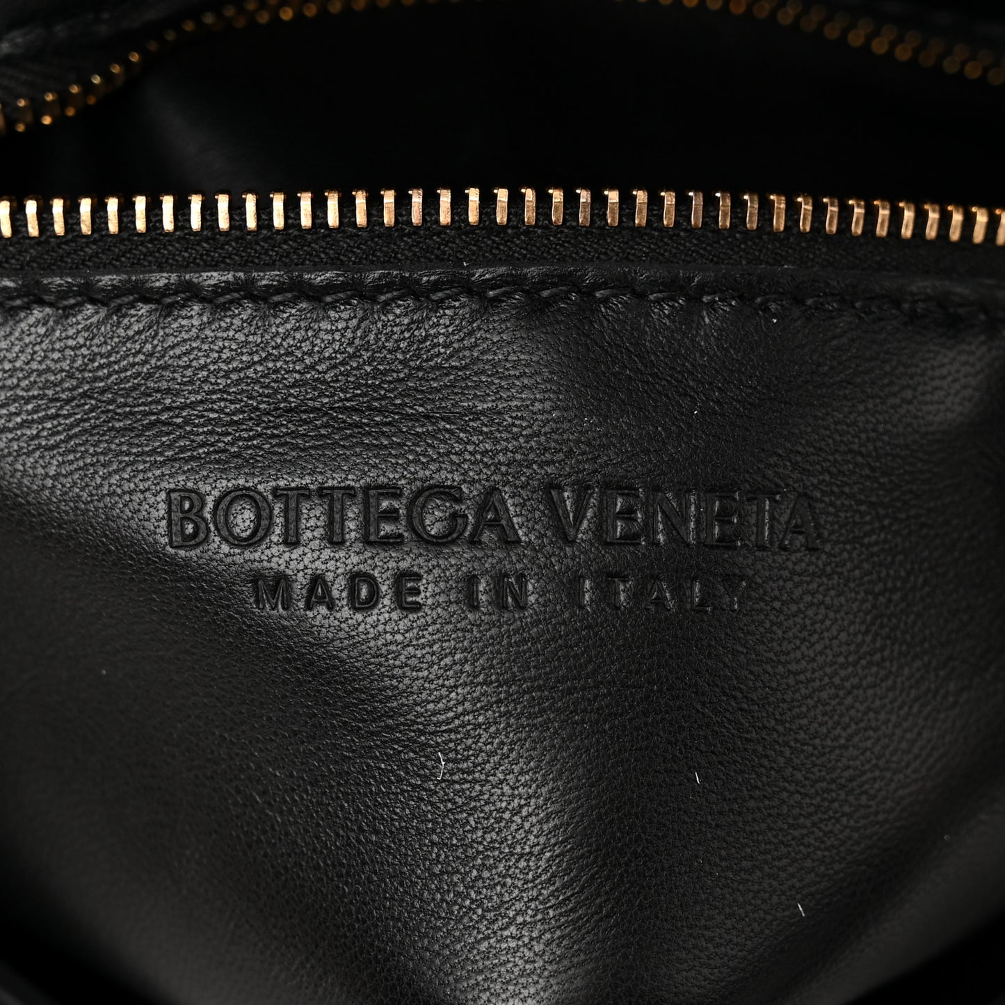 Grained Calfskin Maxi Intrecciato Cassette Crossbody Bag Black
