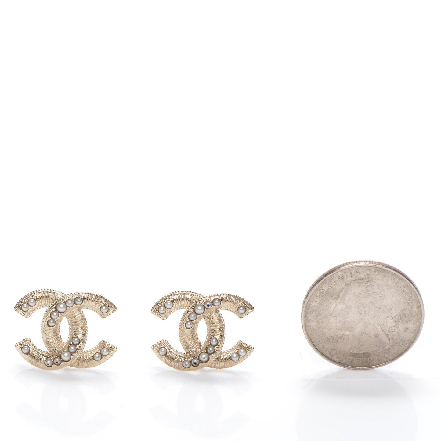 Pearl CC Earrings Light Gold