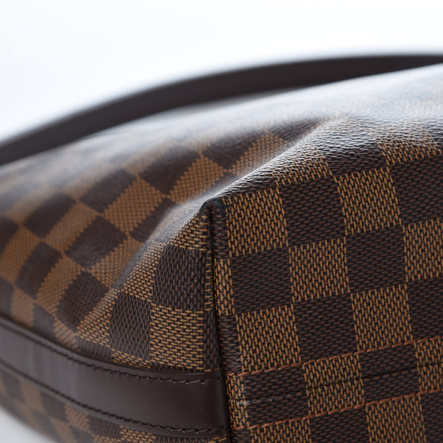 Louis Vuitton Damier Ebene Illovo MM 10 of 13