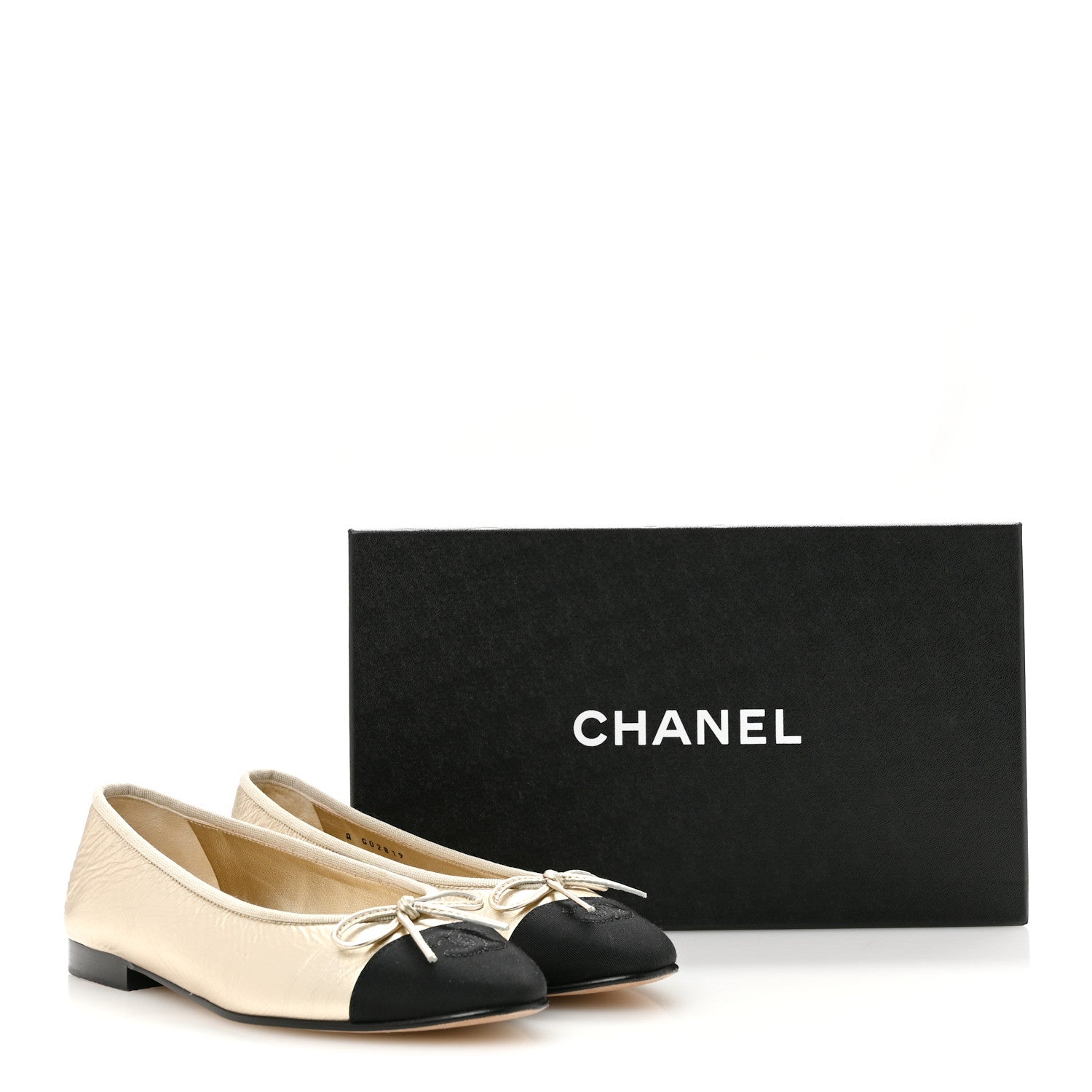 Chanel Metallic Laminated Lambskin Grosgrain CC Cap Toe Ballerina Flats 37.5 Light Gold Black 10 of 10