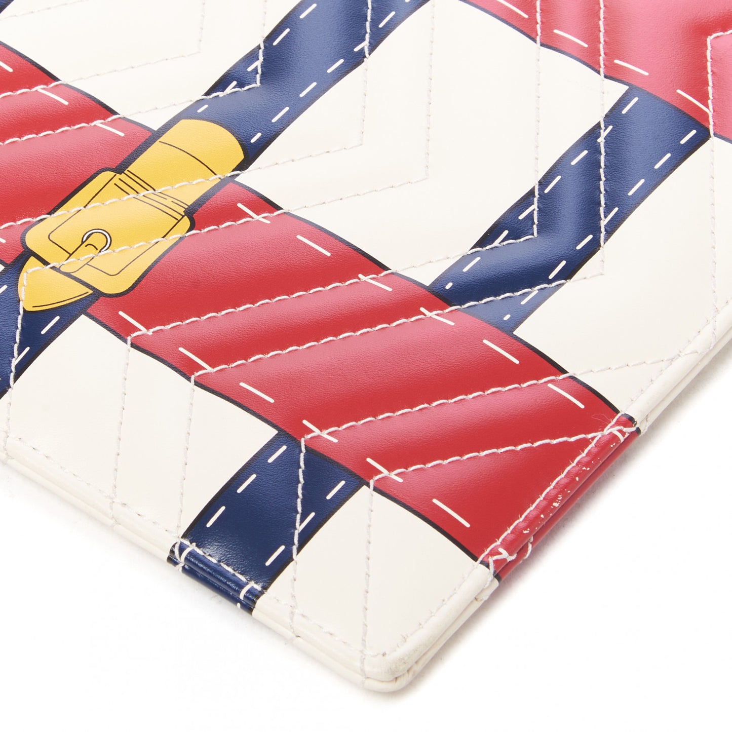 Calfskin Matelasse Trompe L'Oeil Print GG Marmont Zip Pouch White