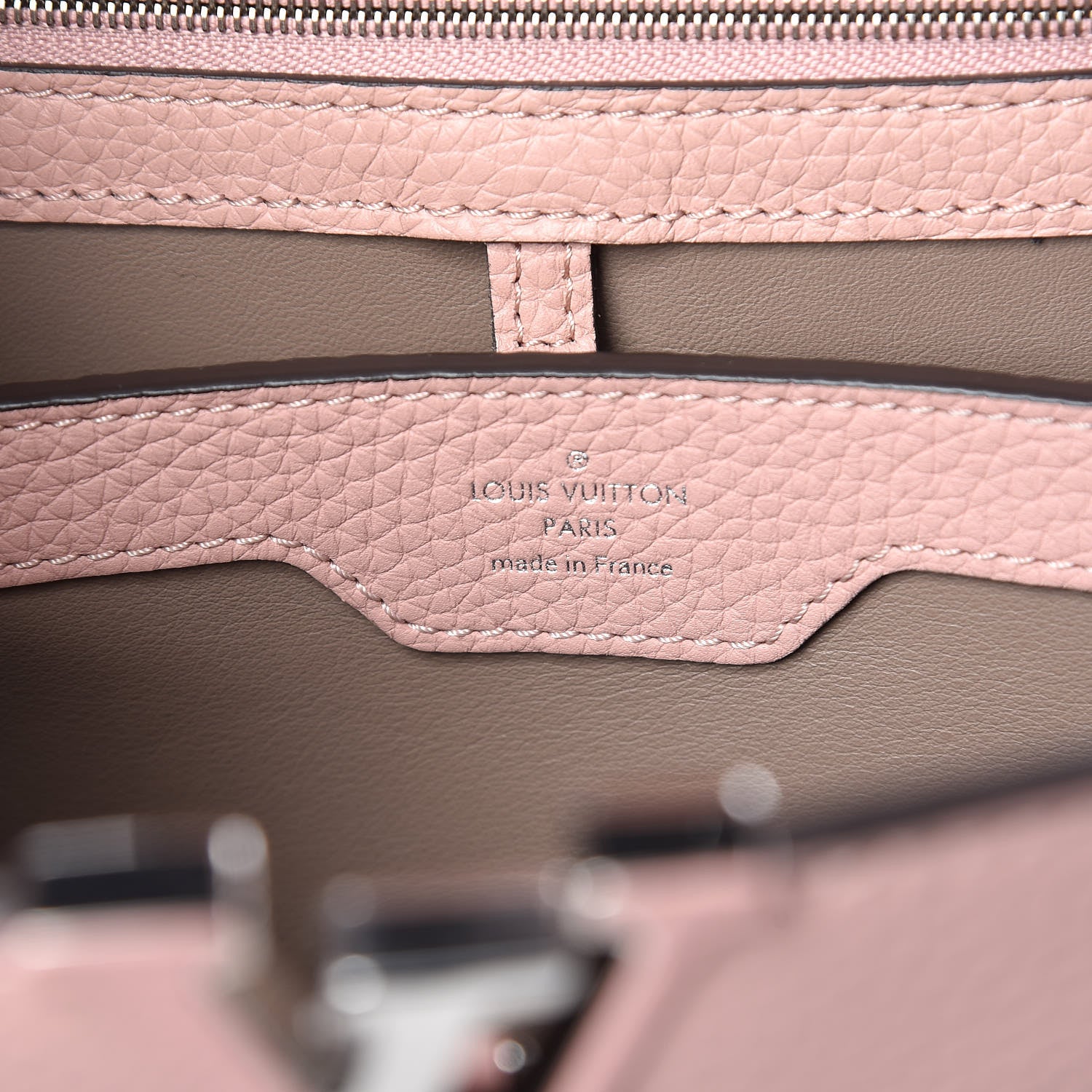 Louis Vuitton Taurillon Capucines PM Magnolia 6 of 9