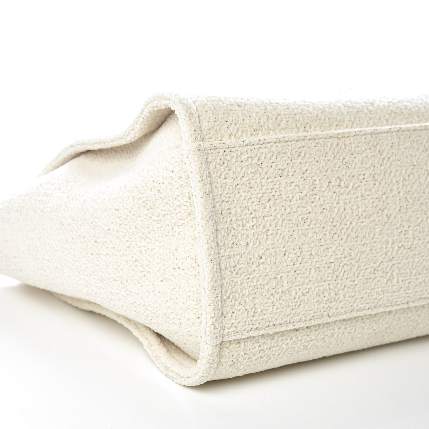 Lurex Boucle Medium Deauville Tote White