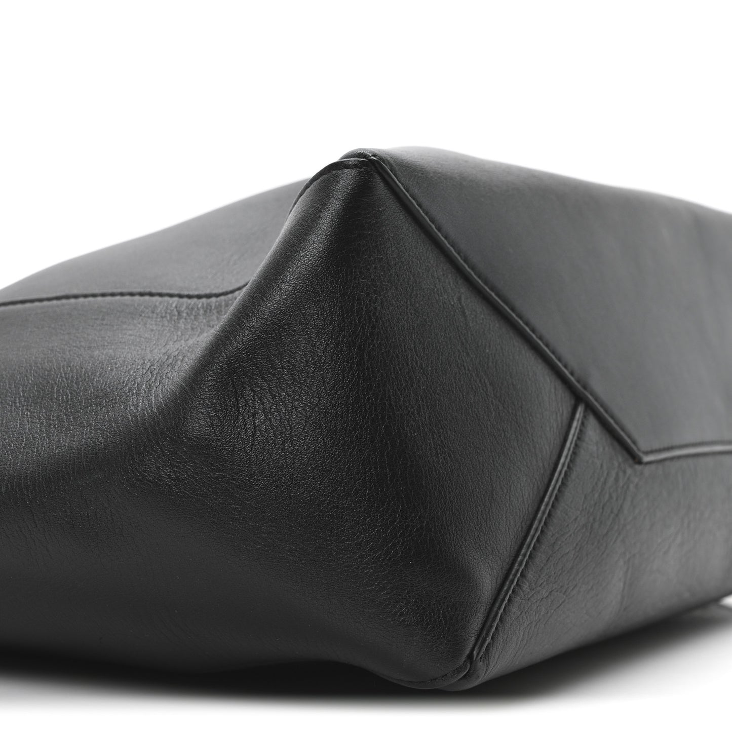 Calfskin Clasp Horizontal Cabas Black