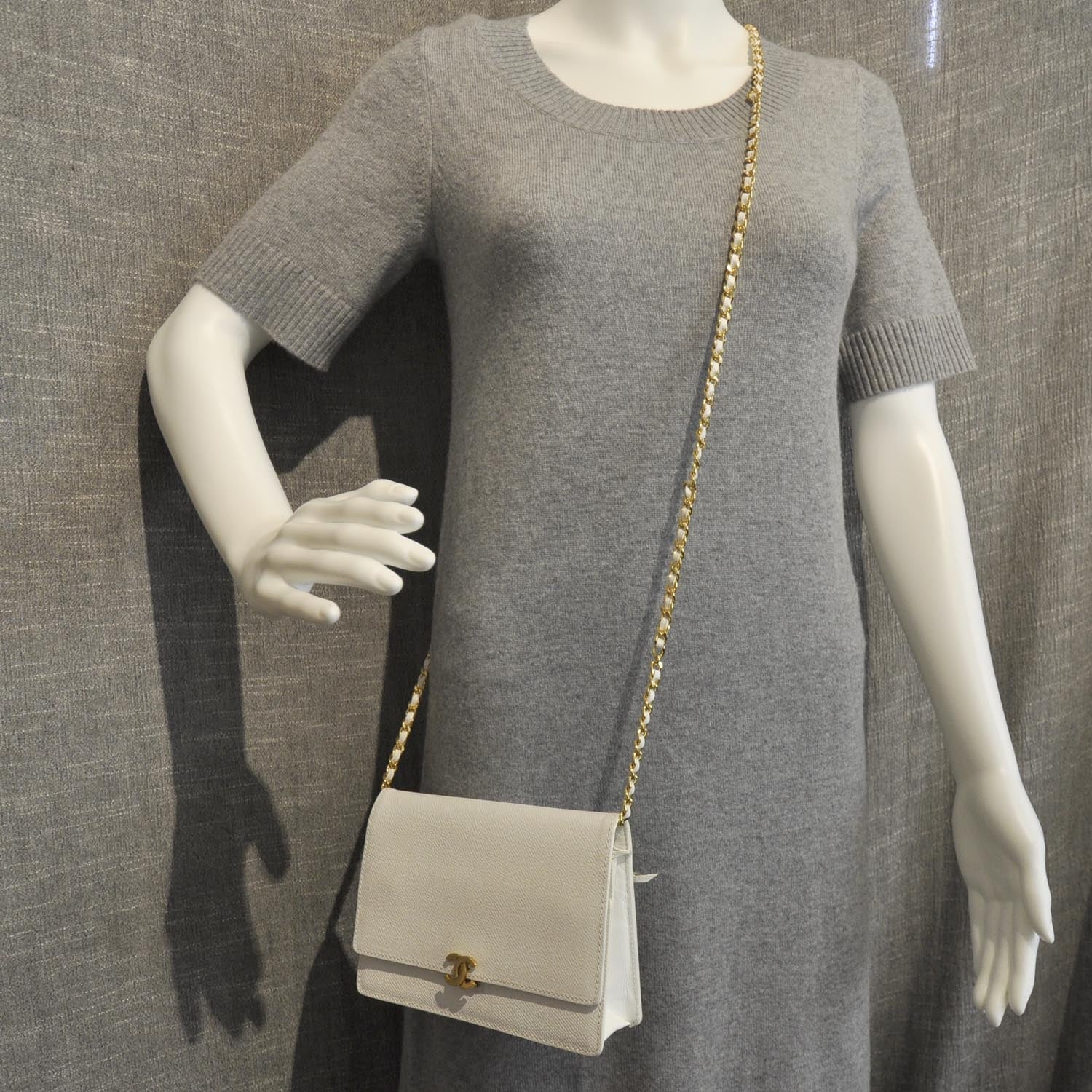 Chanel Caviar Wallet on Chain White 6 of 11