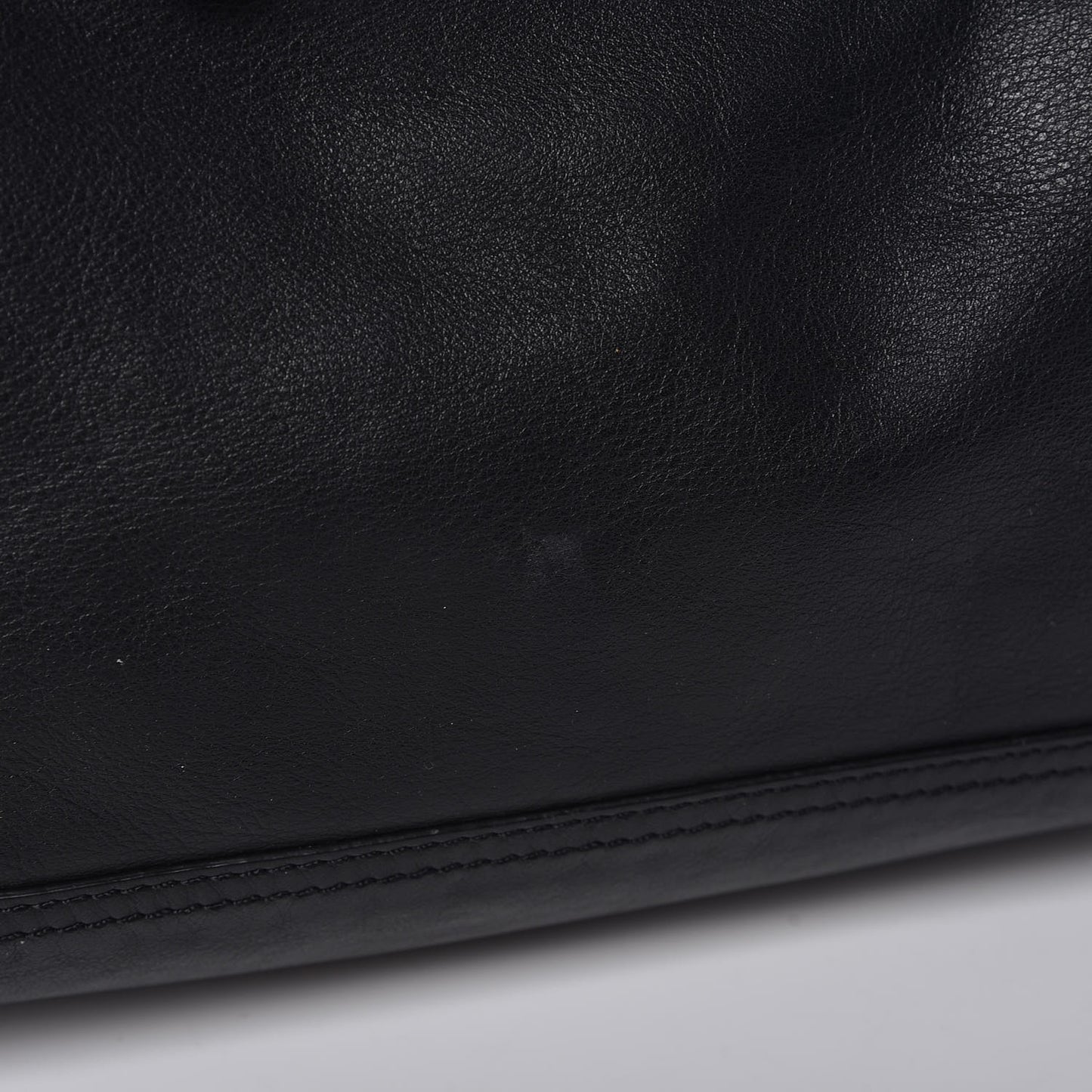 Calfskin Medium Bolt Stud Pandora Black