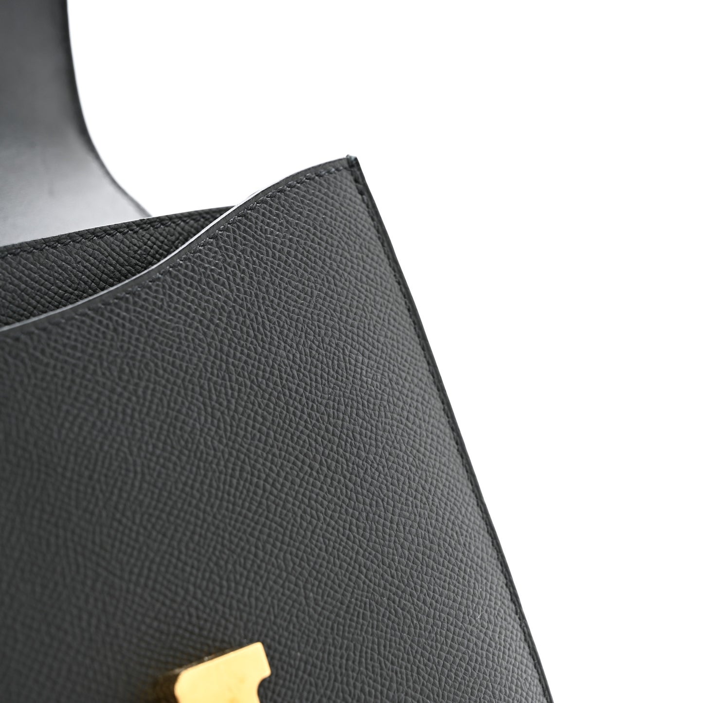 Epsom Constance 24 Black