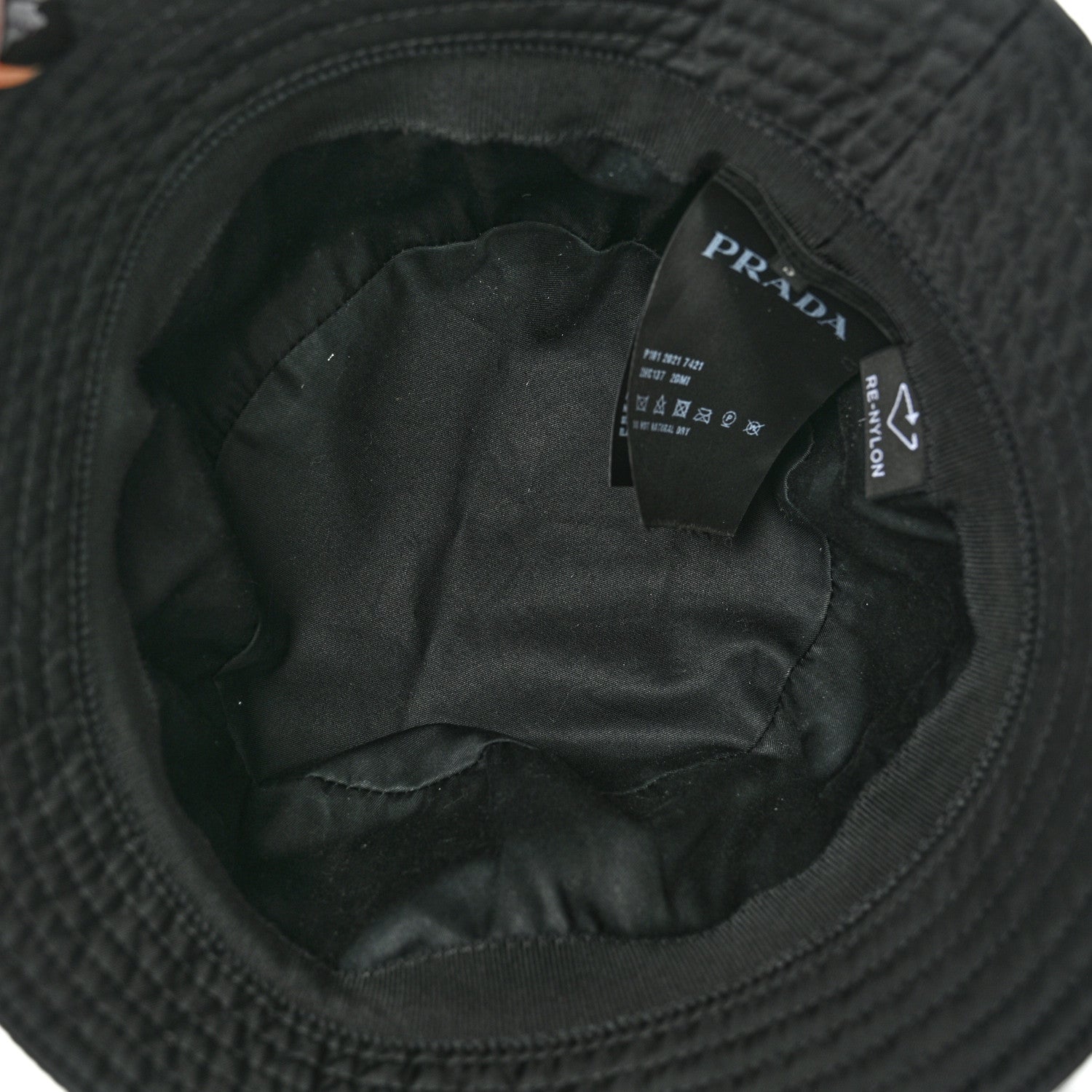 Prada Re-Nylon Metal Triangle Logo Mens Bucket Hat S Black 7 of 10