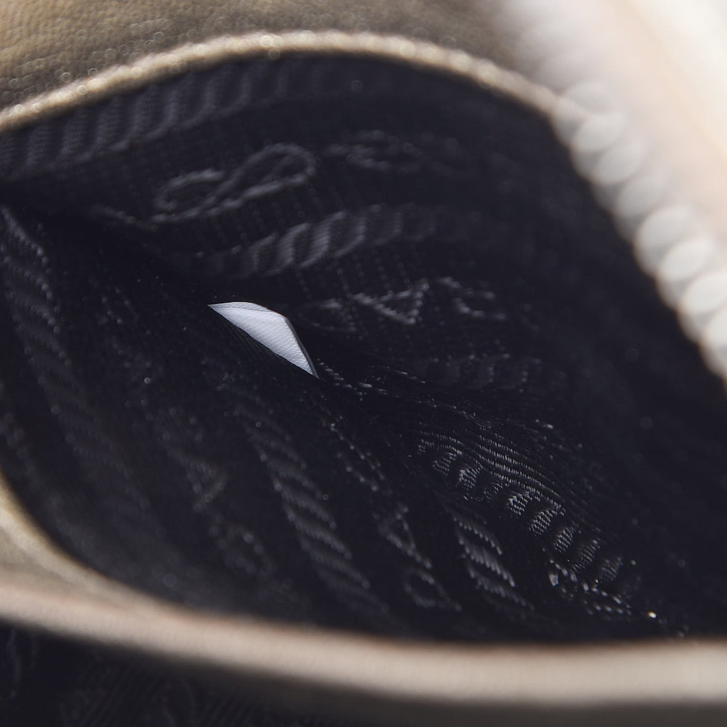 Metallic Nappa Impunture Diagramme Crossbody Pirite