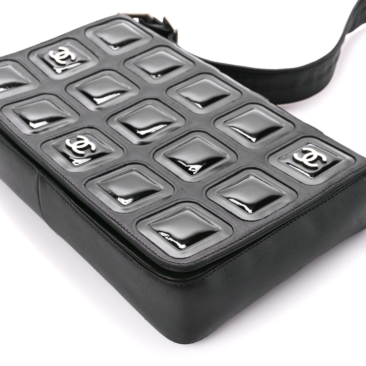 Lambskin Patent Cube CC Flap Black