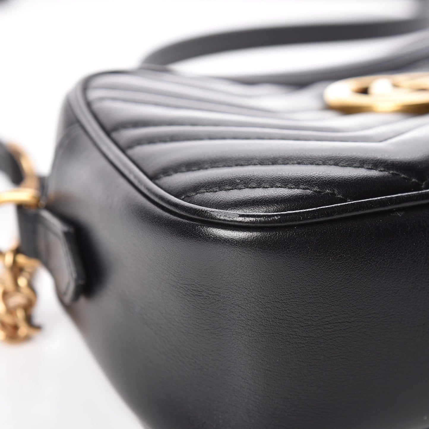 Calfskin Matelasse Small GG Marmont Chain Shoulder Bag Black