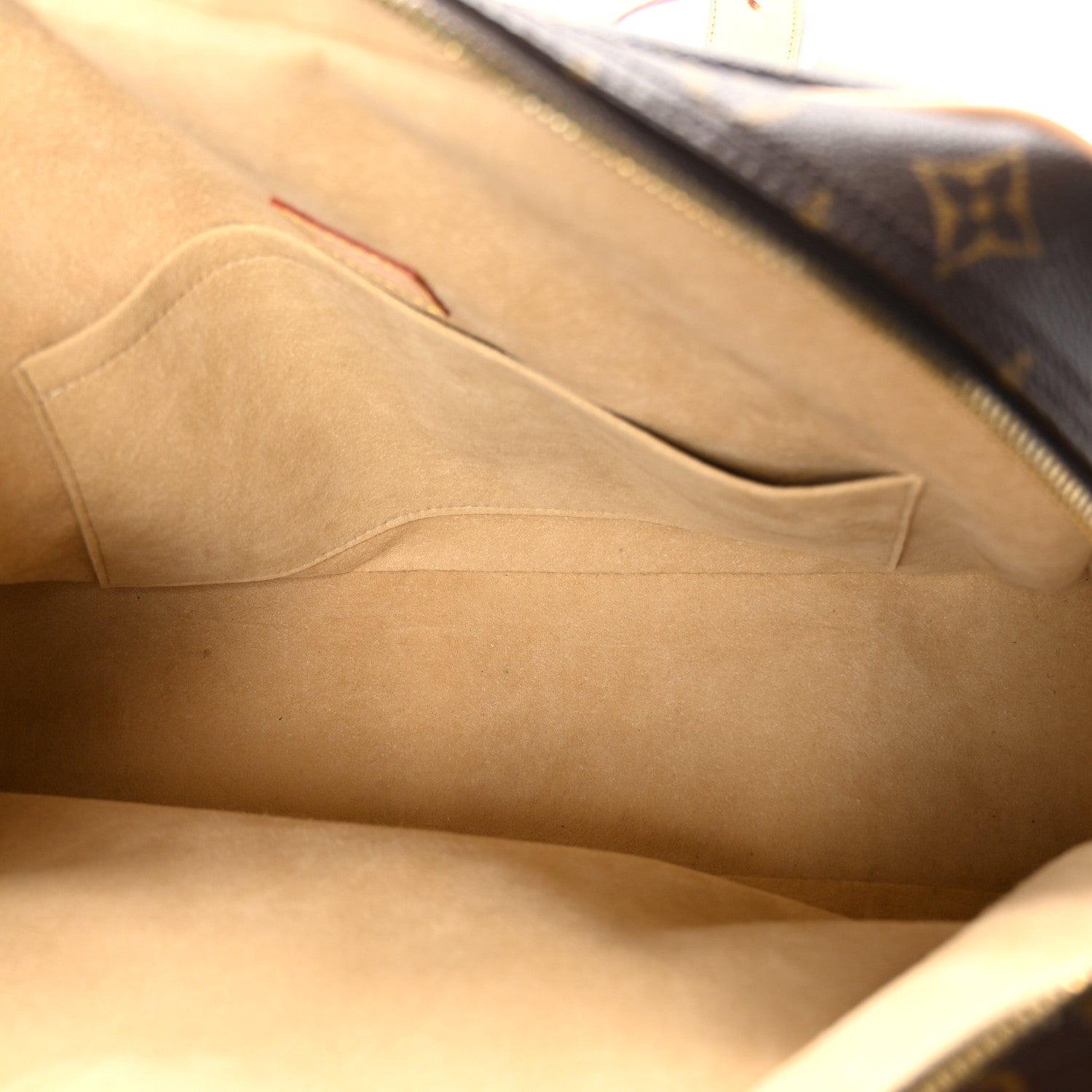 Louis Vuitton Monogram Manhattan GM 5 of 9