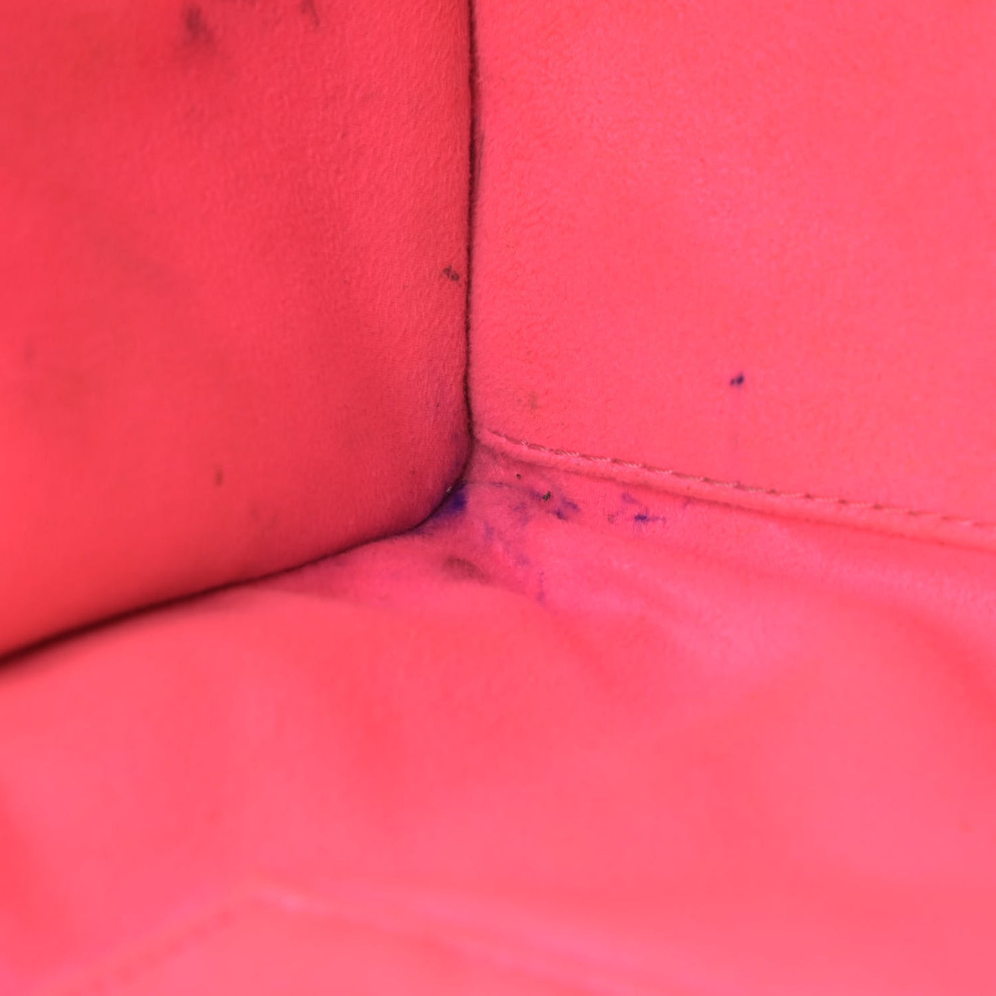 Drummed Calfskin Mini Luggage Fluo Pink