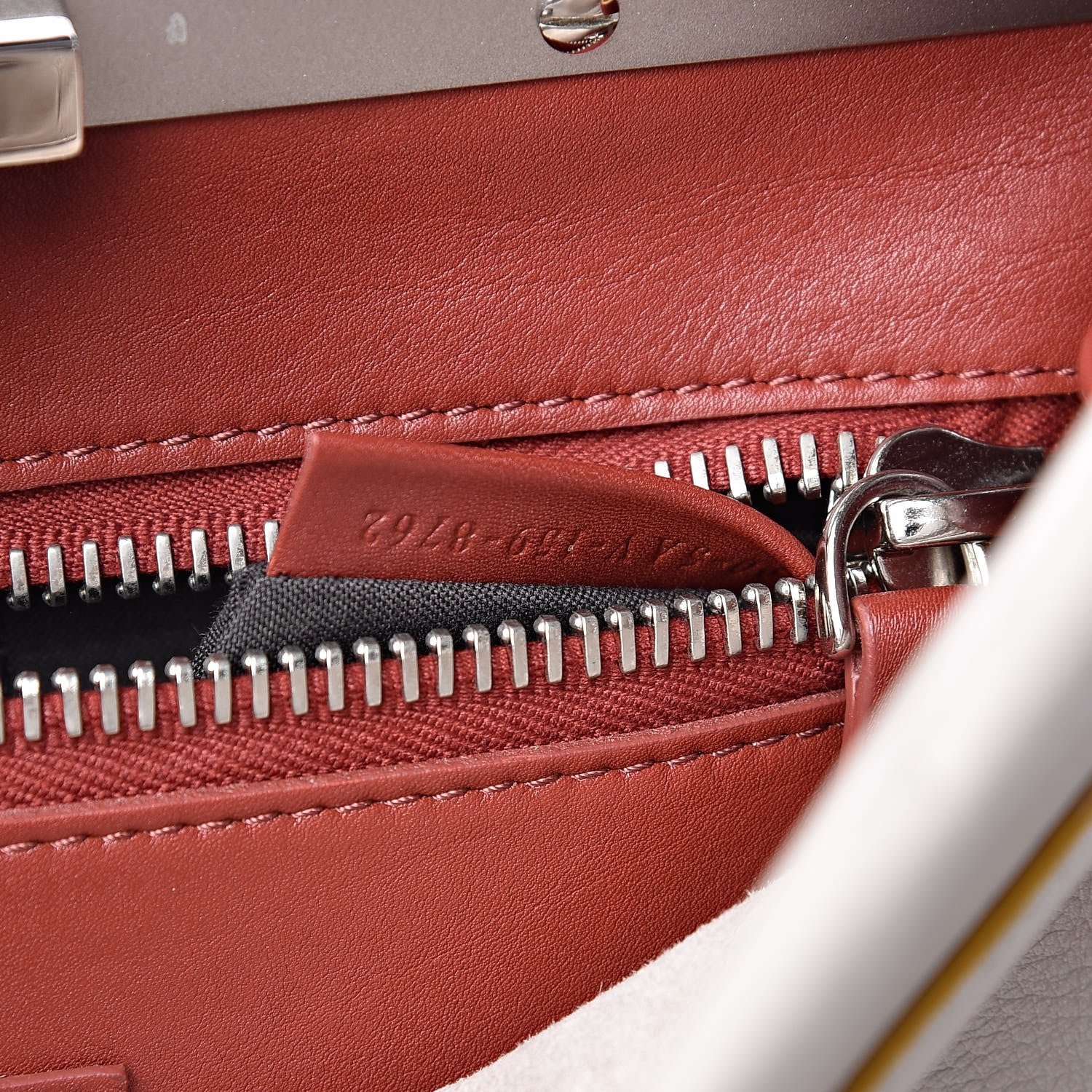 Fendi Vitello Seta Burro Medium Peekaboo Iconic Satchel Grigio Polvere Mattone 9 of 16