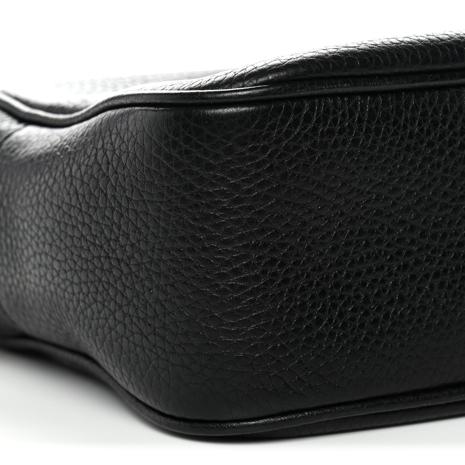 Gucci Pebbled Calfskin Small Soho Disco Bag Black 9 of 12