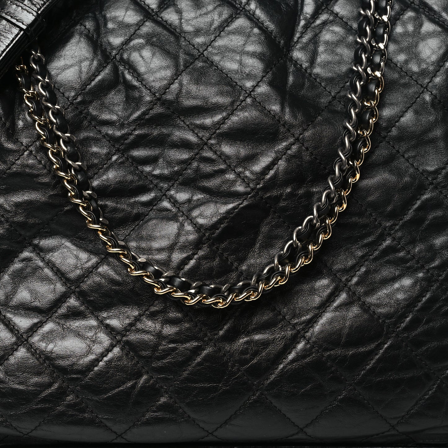 Aged Calfskin Quilted Maxi Gabrielle Hobo Black