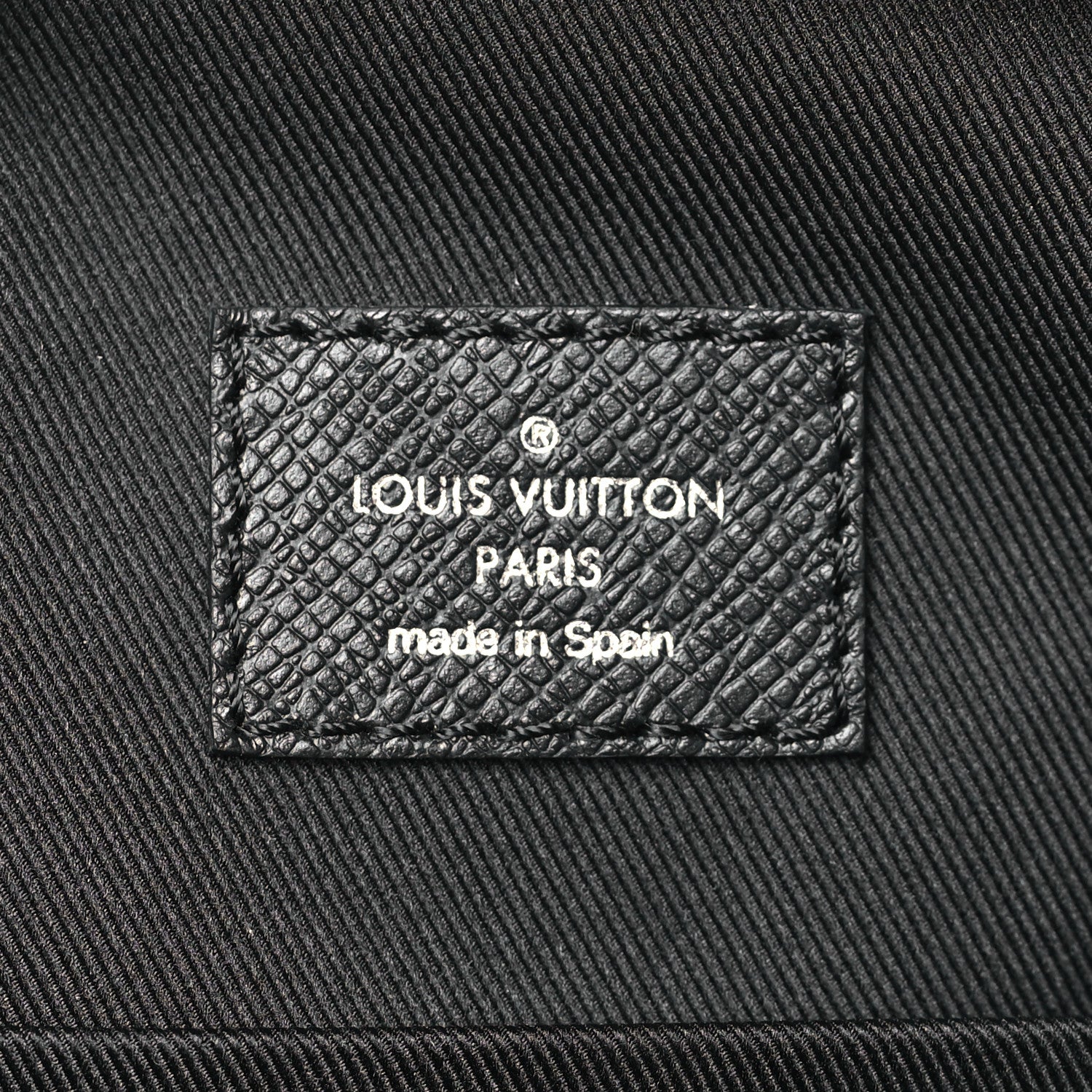 Louis Vuitton Taigarama Outdoor Slingbag Black 6 of 8