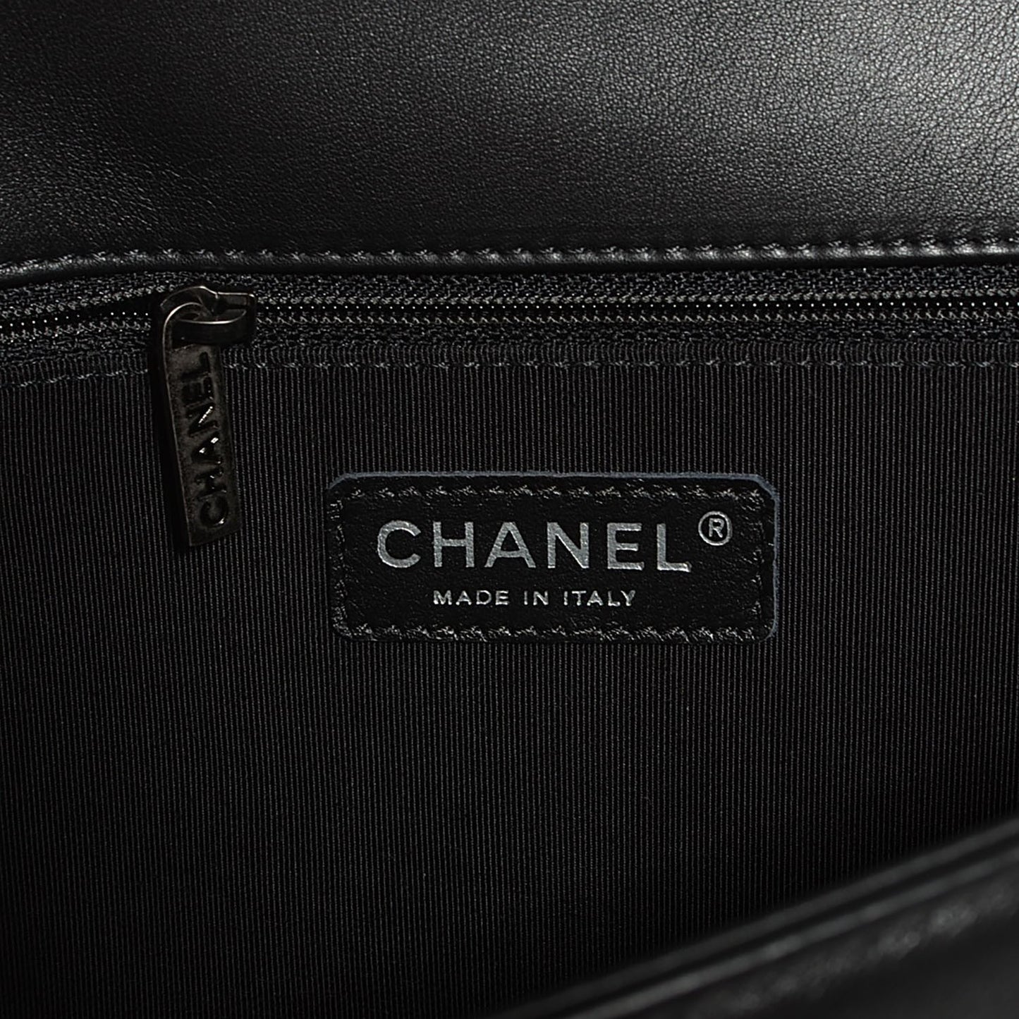 Calfskin Quilted Large Boy Flap Black