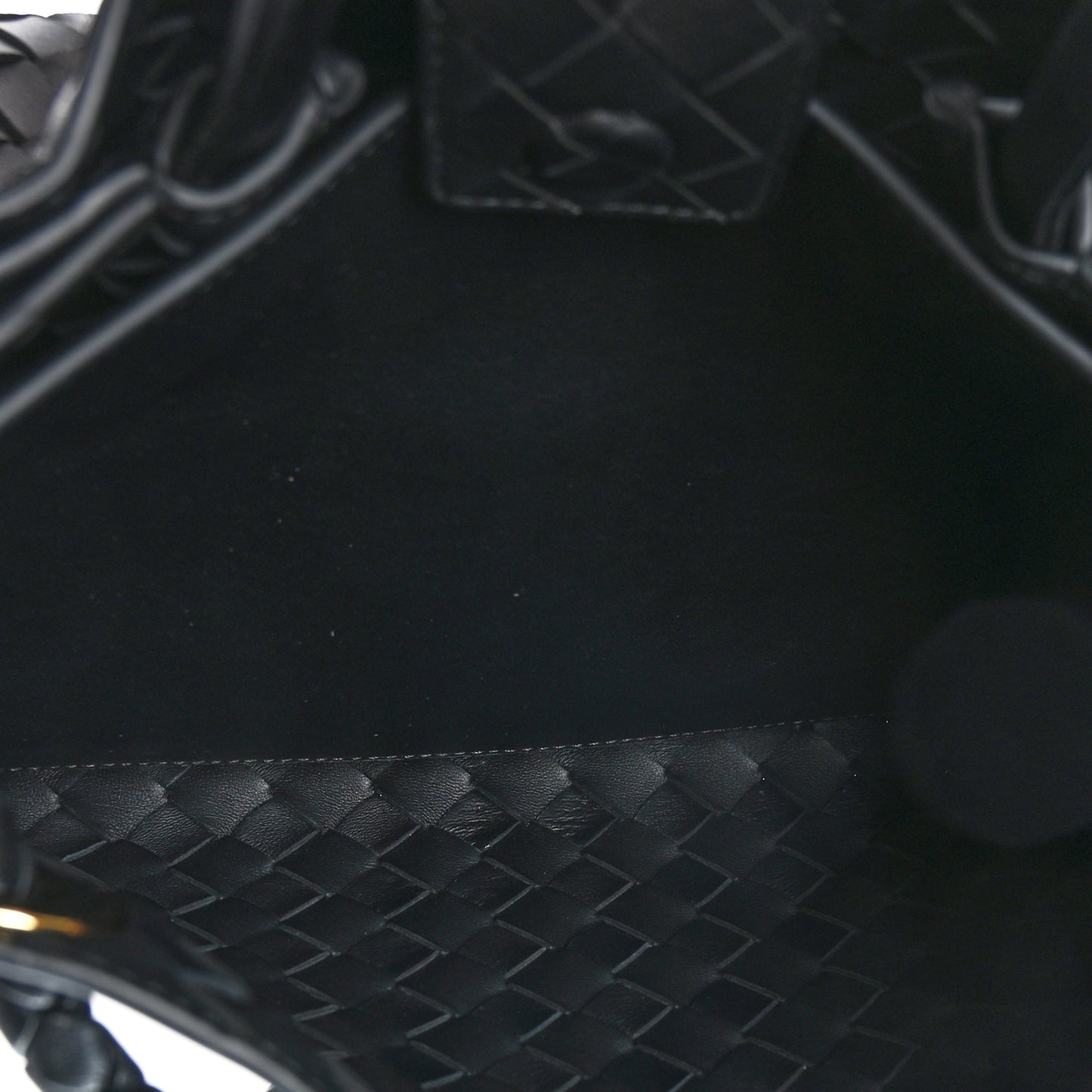 Nappa Intrecciato Medium Andiamo Shoulder Bag Black