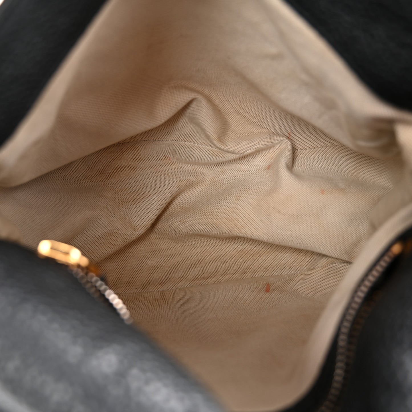 Grained Calfskin Medium Jennifer Crossbody Bag Black