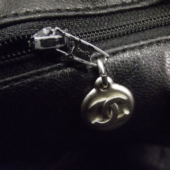 Caviar Medallion Tote Black