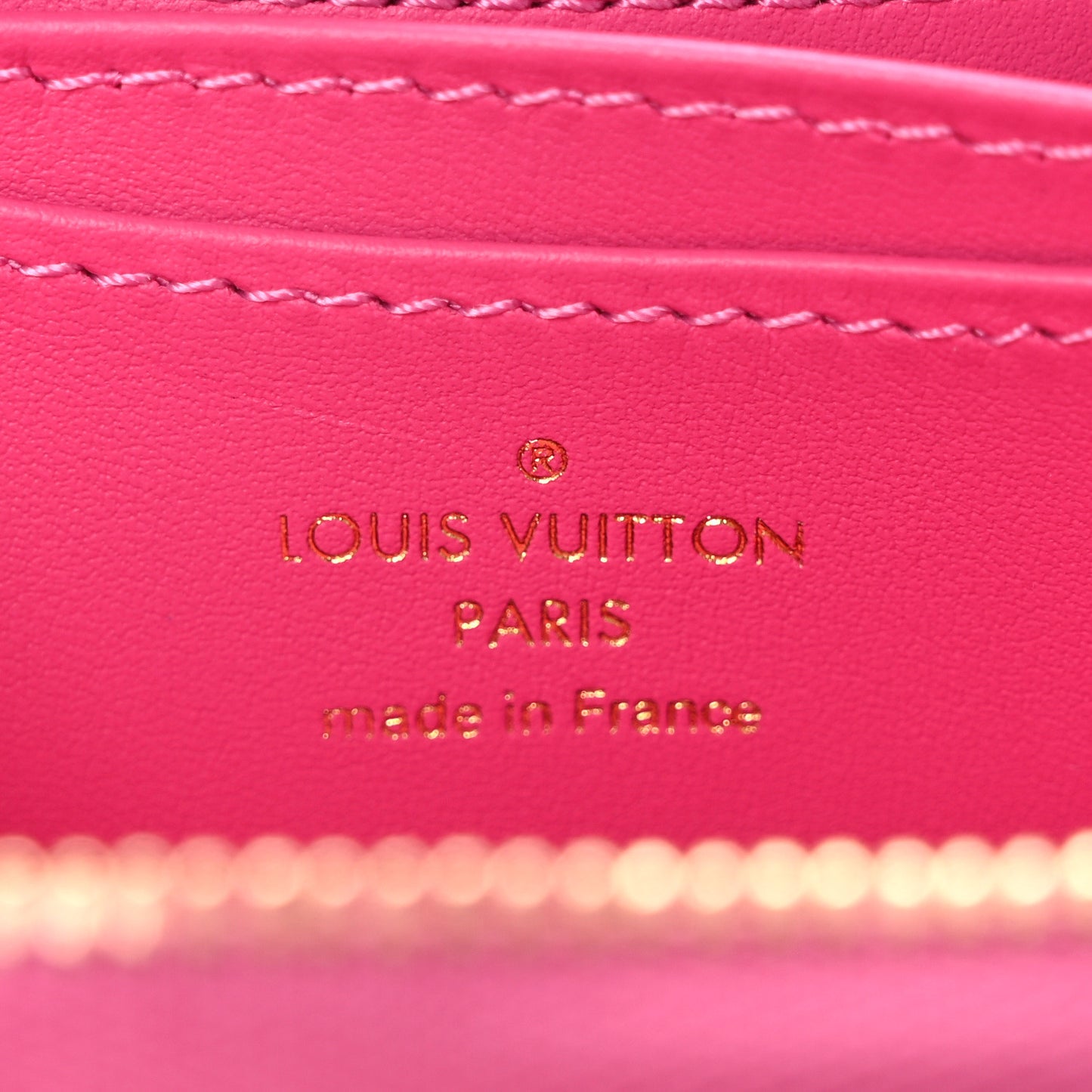 Vernis Enamel Heart Zippy Coin Purse Neon Pink