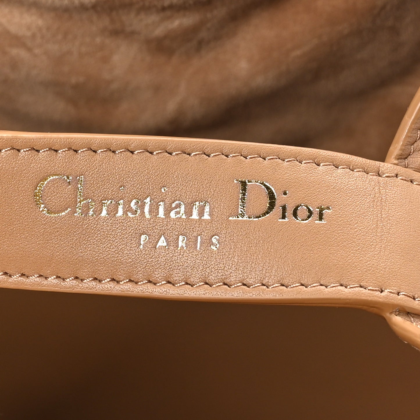 Calfskin Macrocannage Medium Toujour Powder Tan