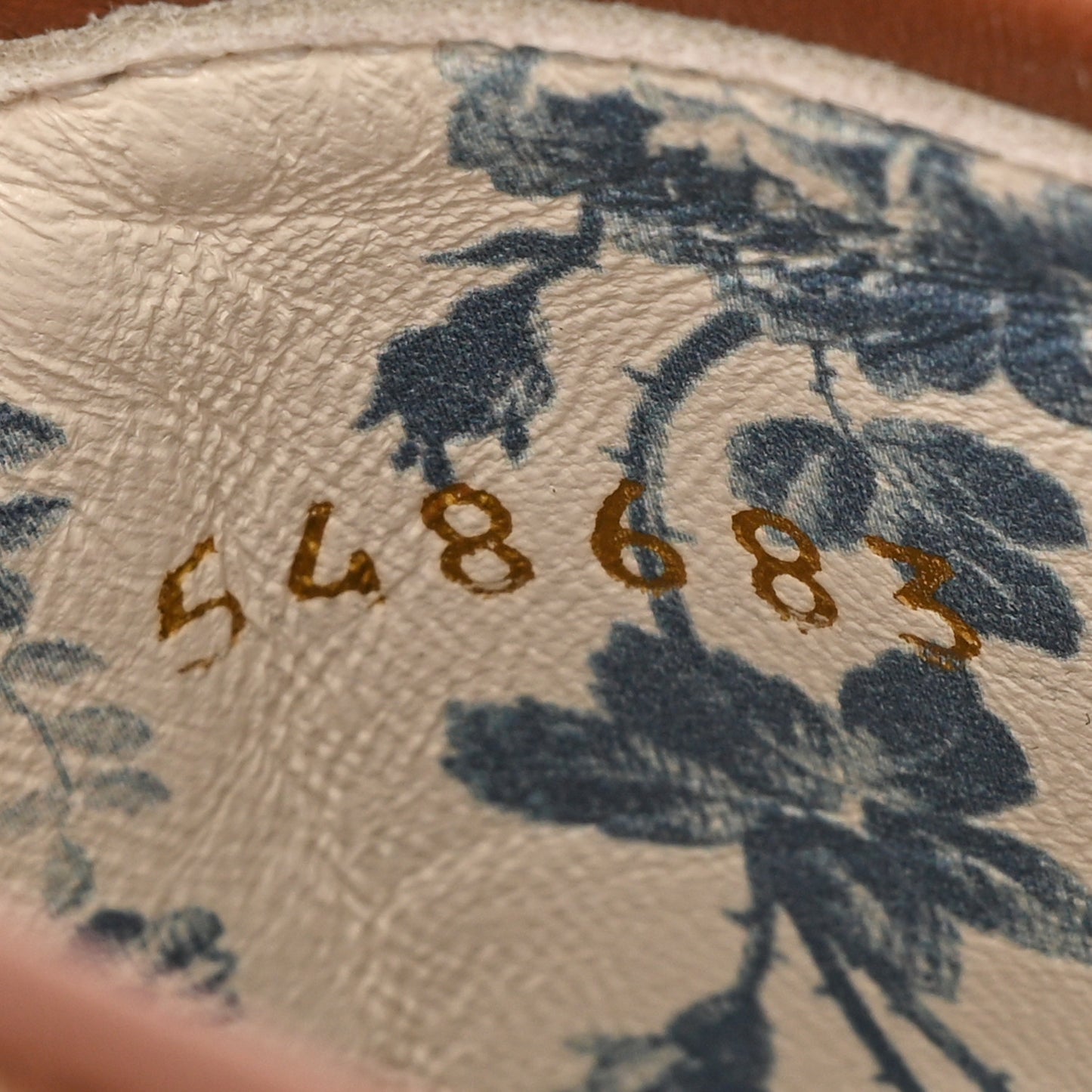 X MLB GG Monogram NY Yankees Embroidered Mens Slip On Sneakers 9 Beige Ruggine Rust