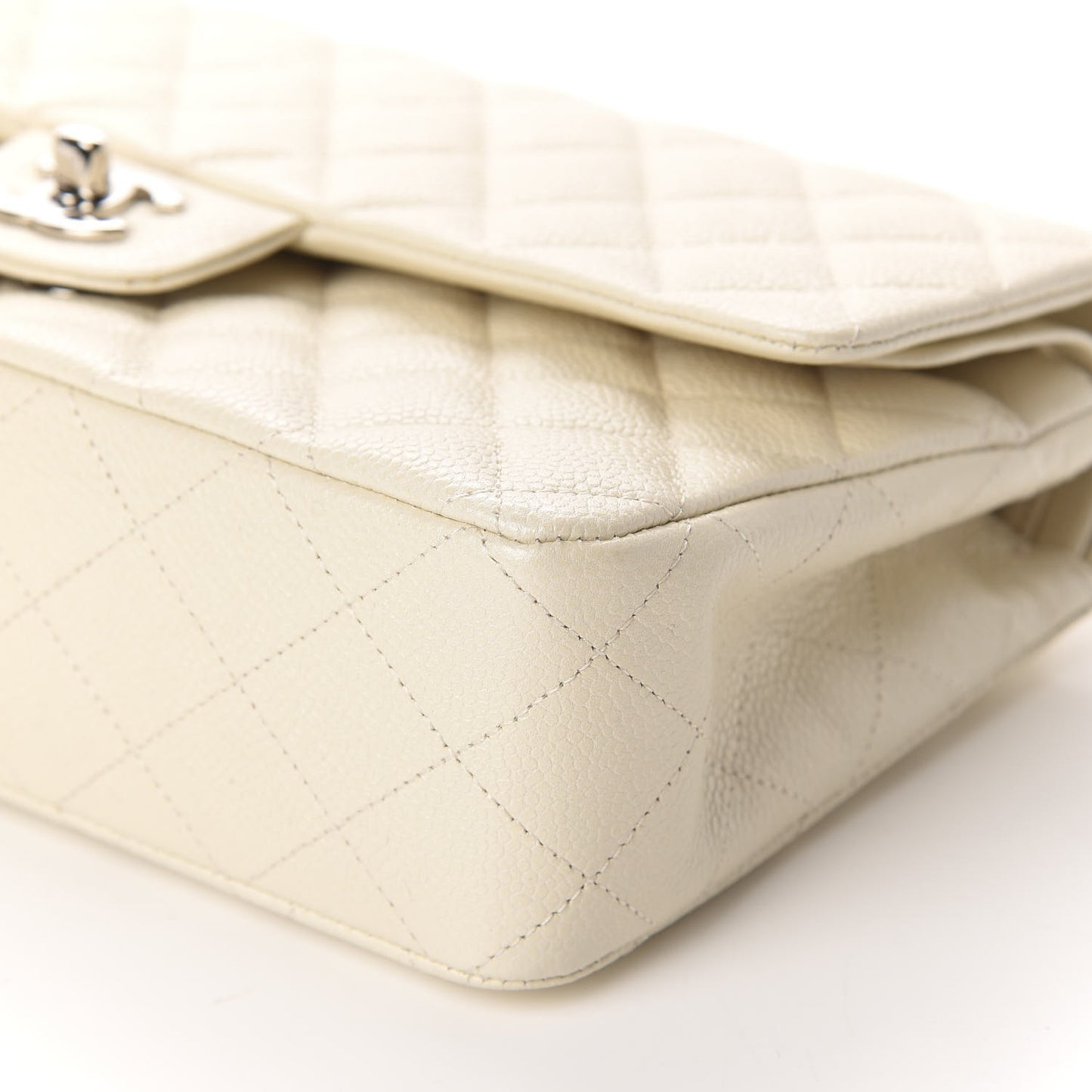 Caviar Quilted Medium Double Flap White