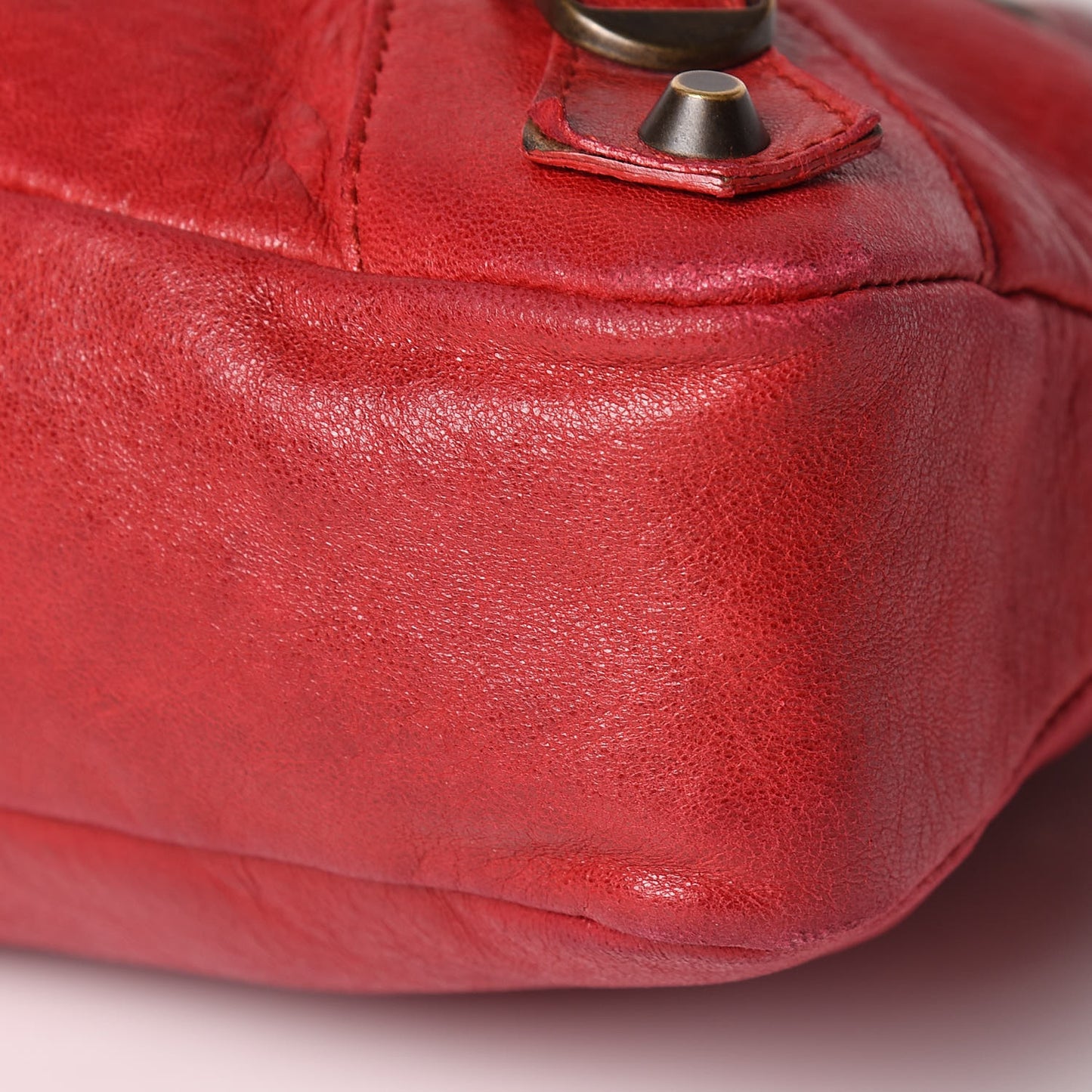 Chevre Classic Hardware First Rouge Vif