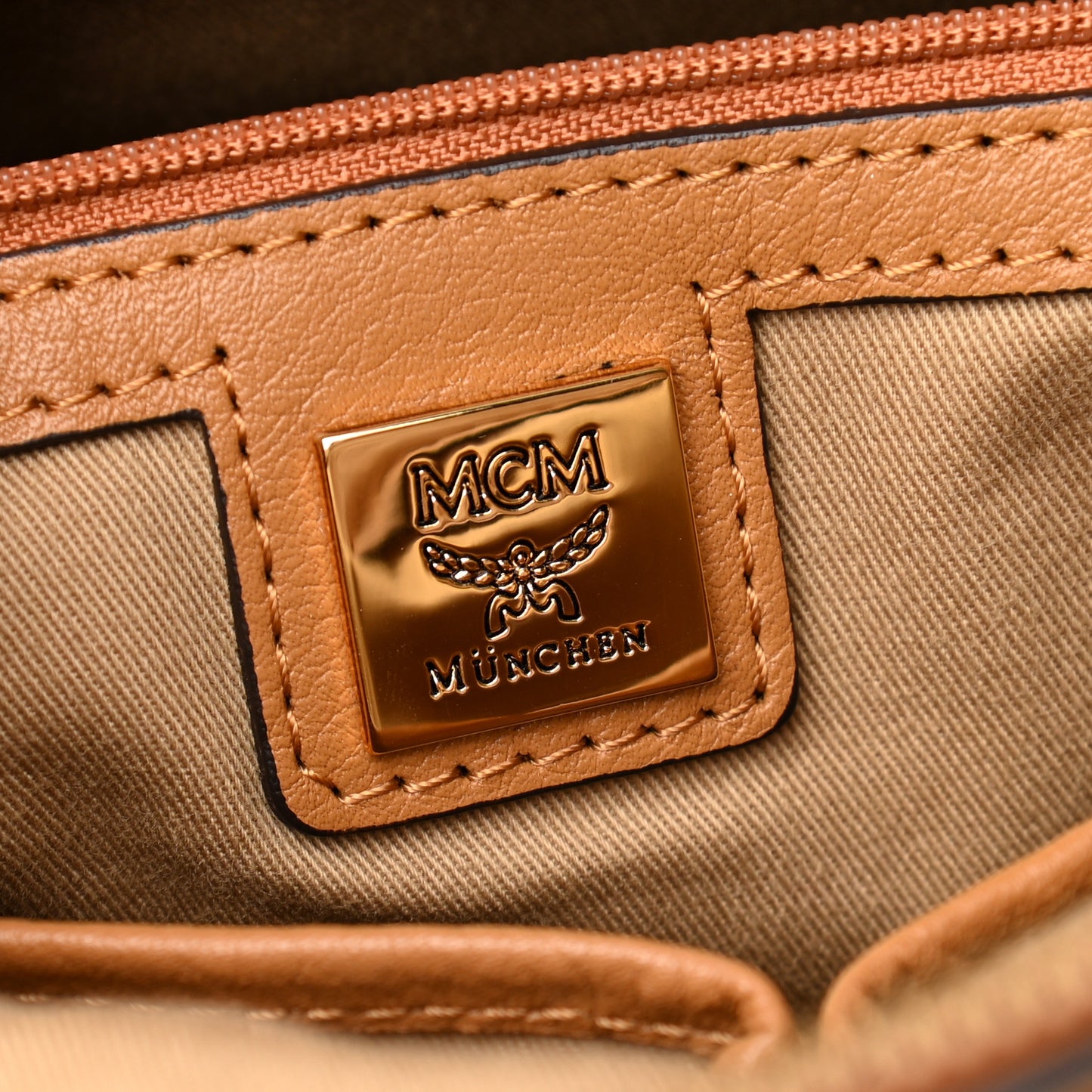 Visetos Medium Essentials Shopper Tote Cognac