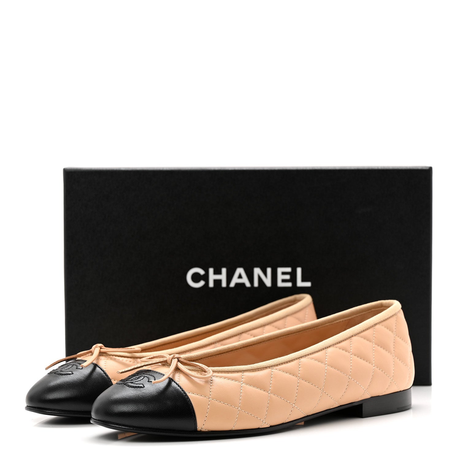 Chanel Lambskin Quilted CC Cap Toe Ballerina Flats 40 Beige Black 10 of 10