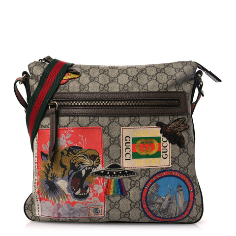 Soft GG Supreme Monogram Courrier Web Medium Flat Messenger Bag Beige New Acero Multicolor