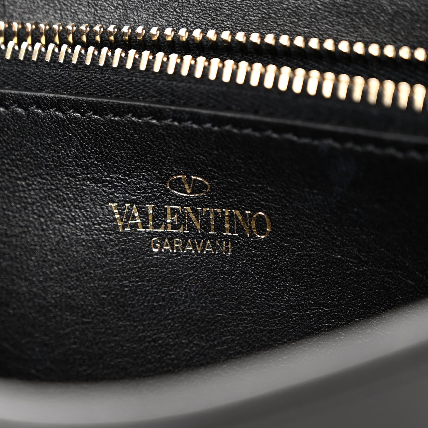 Calfskin Rockstud Phone Case With Chain Black