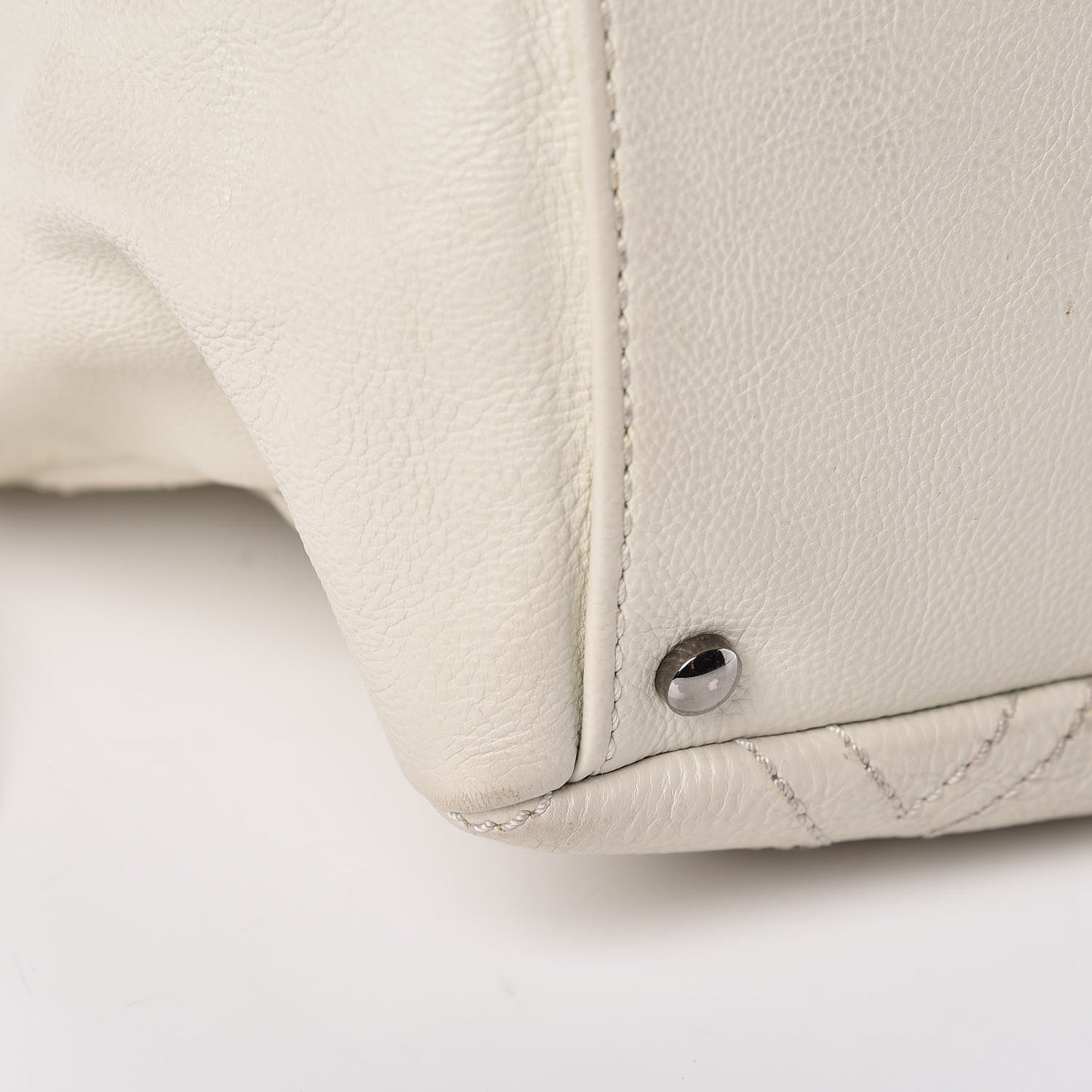 Calfskin Large Diamond Stitch Tote White